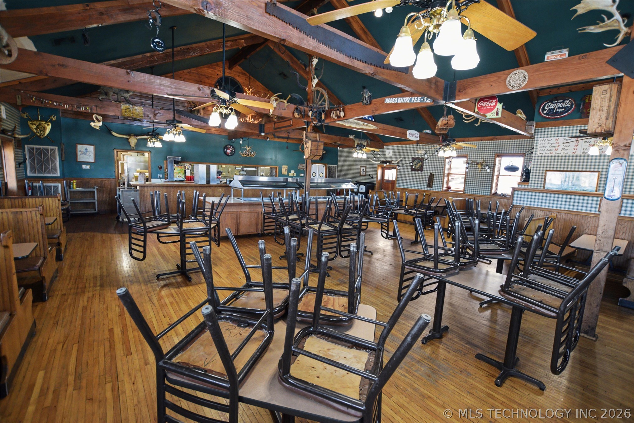 1403 S Park Hill Road Property Photo 18