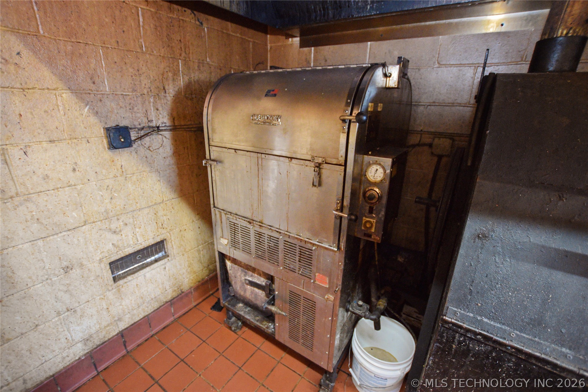 1403 S Park Hill Road Property Photo 23