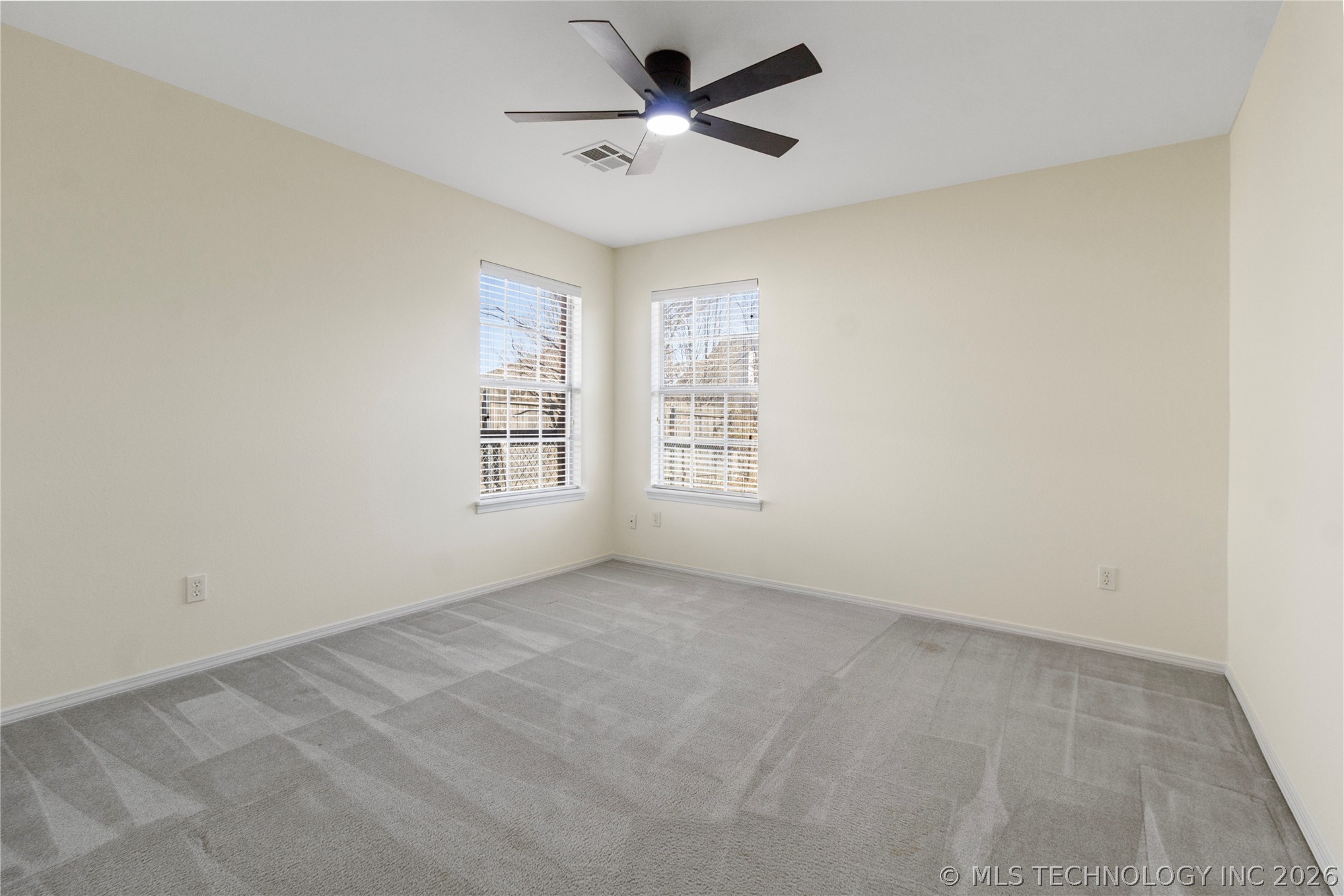 9909 N 118th East Avenue Property Photo 19