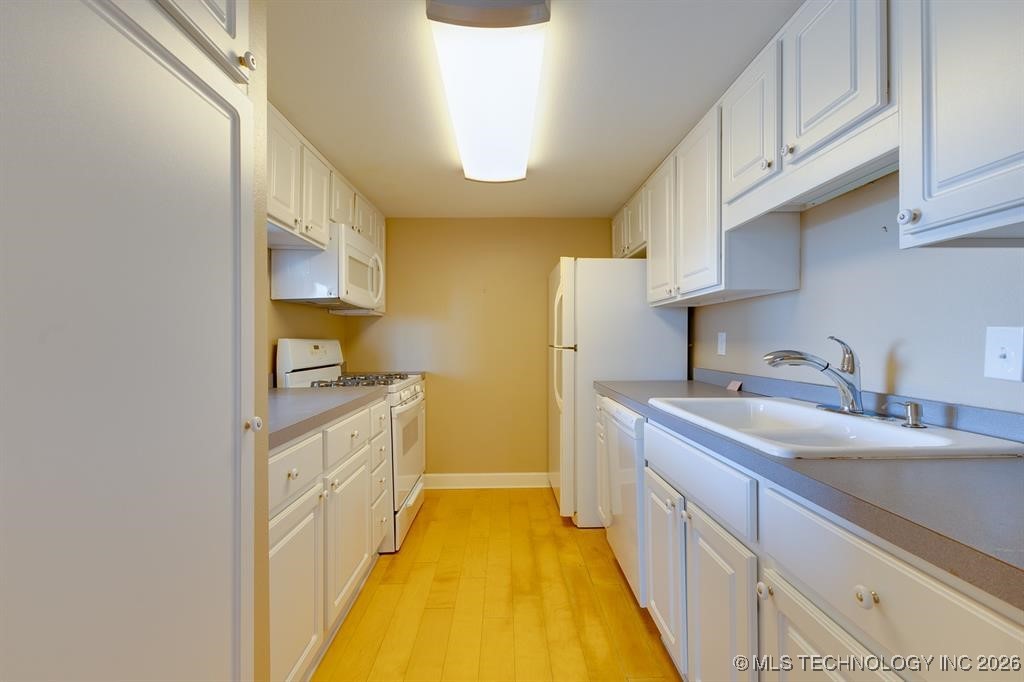 450 W 7th Street 1403 Property Photo 13