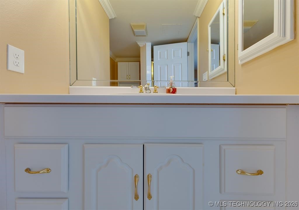 450 W 7th Street 1403 Property Photo 19