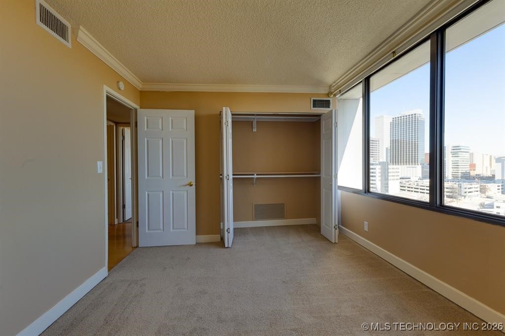 450 W 7th Street 1403 Property Photo 26