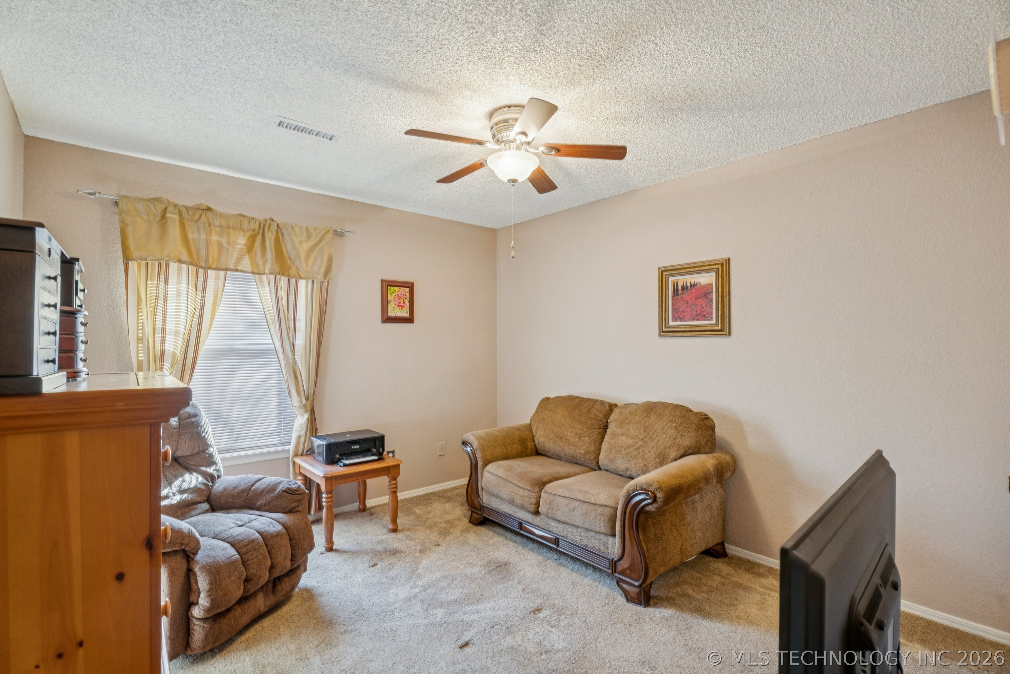 549 N Elm Street H Property Photo 13