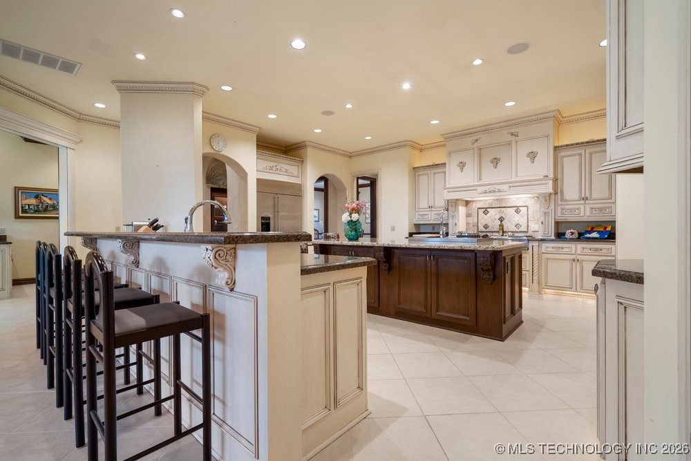 6308 E 105th Street Property Photo 27