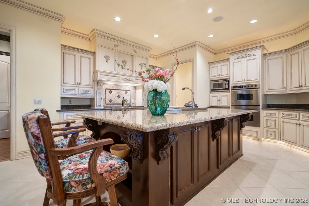 6308 E 105th Street Property Photo 31