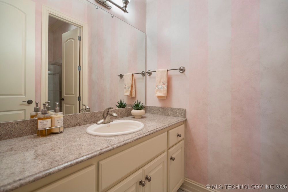 6308 E 105th Street Property Photo 63