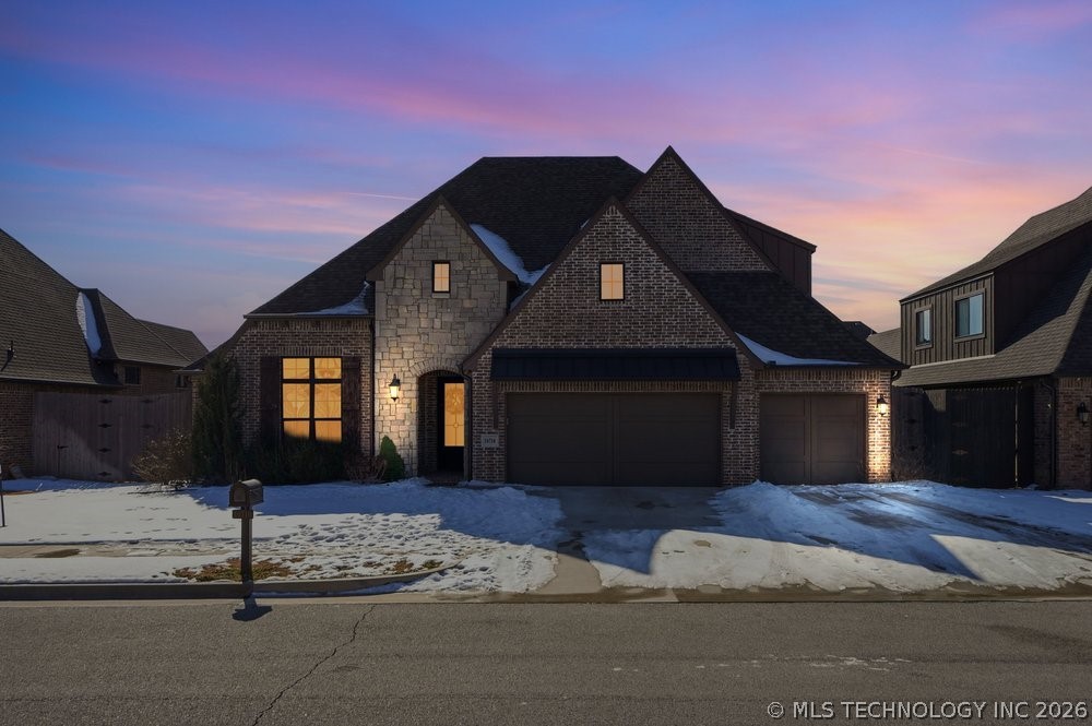 16716 E 42nd Place S Property Photo 2