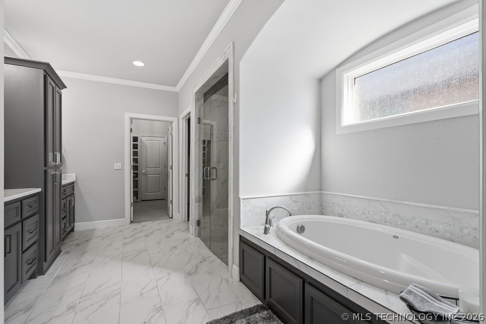 16716 E 42nd Place S Property Photo 34