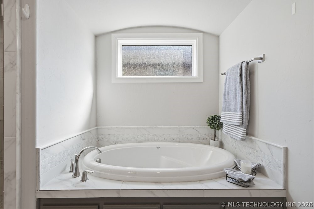 16716 E 42nd Place S Property Photo 36