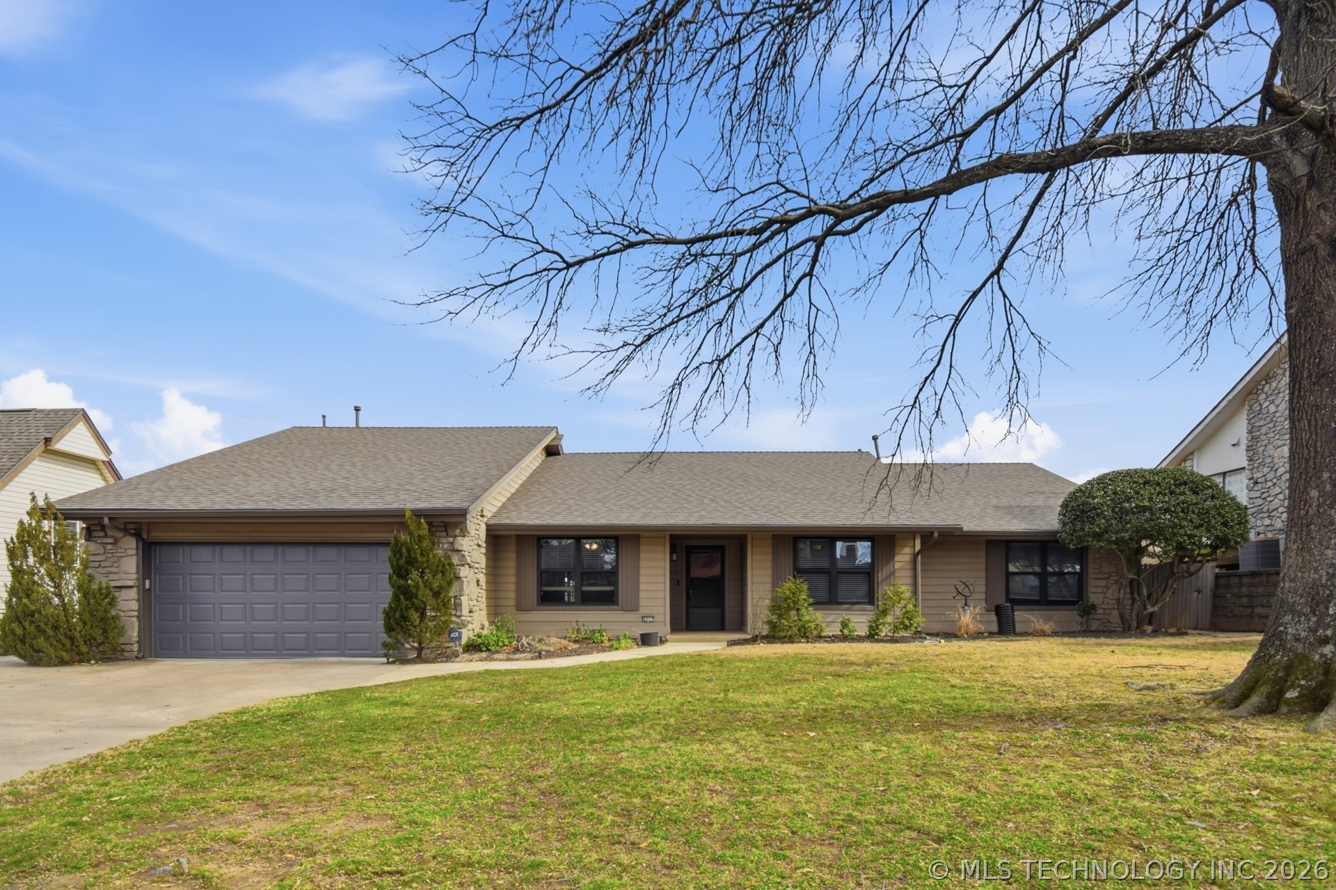 6317 S Sandusky Avenue Property Photo 2