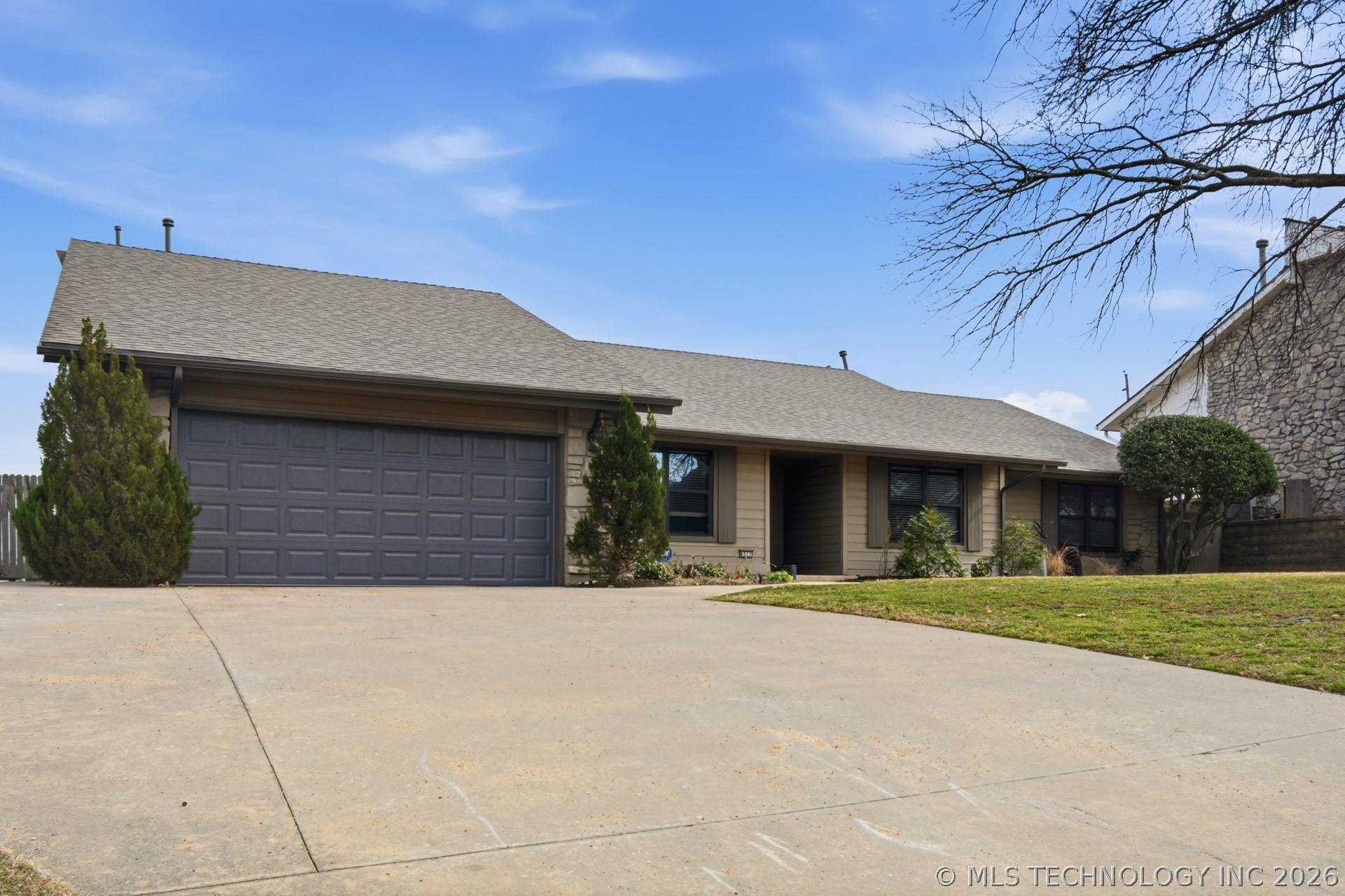 6317 S Sandusky Avenue Property Photo 3