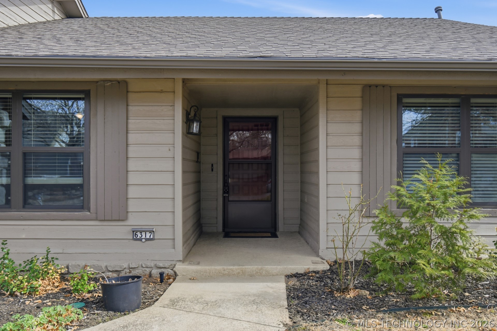 6317 S Sandusky Avenue Property Photo 4