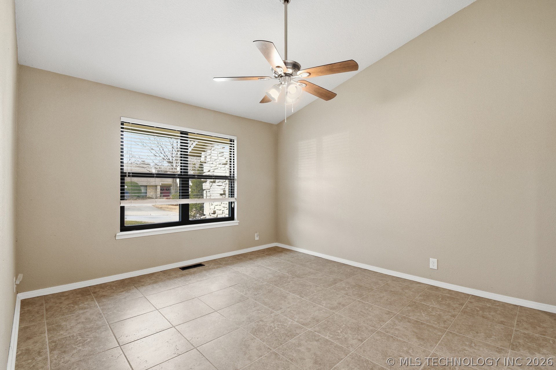 6317 S Sandusky Avenue Property Photo 12