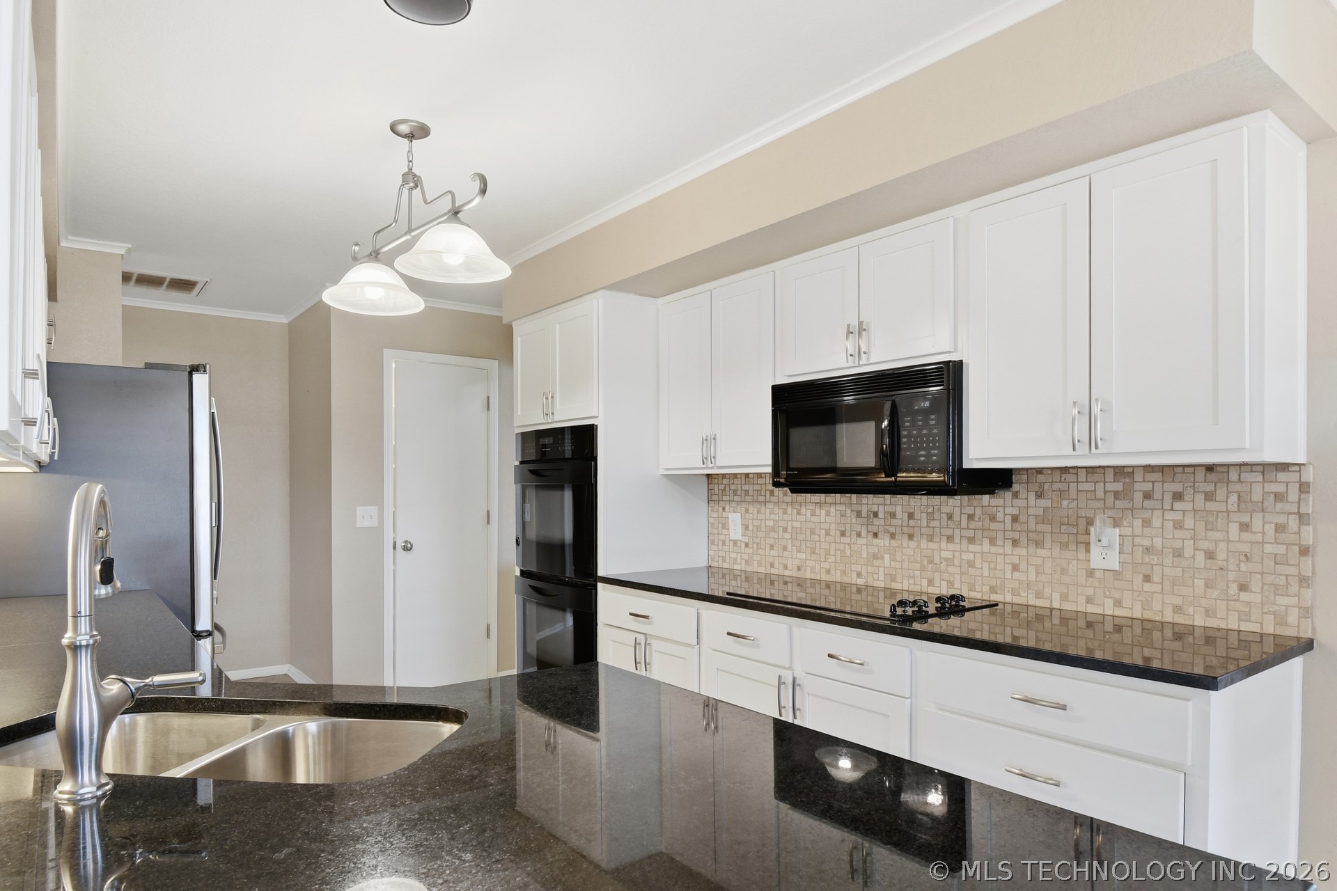 6317 S Sandusky Avenue Property Photo 13