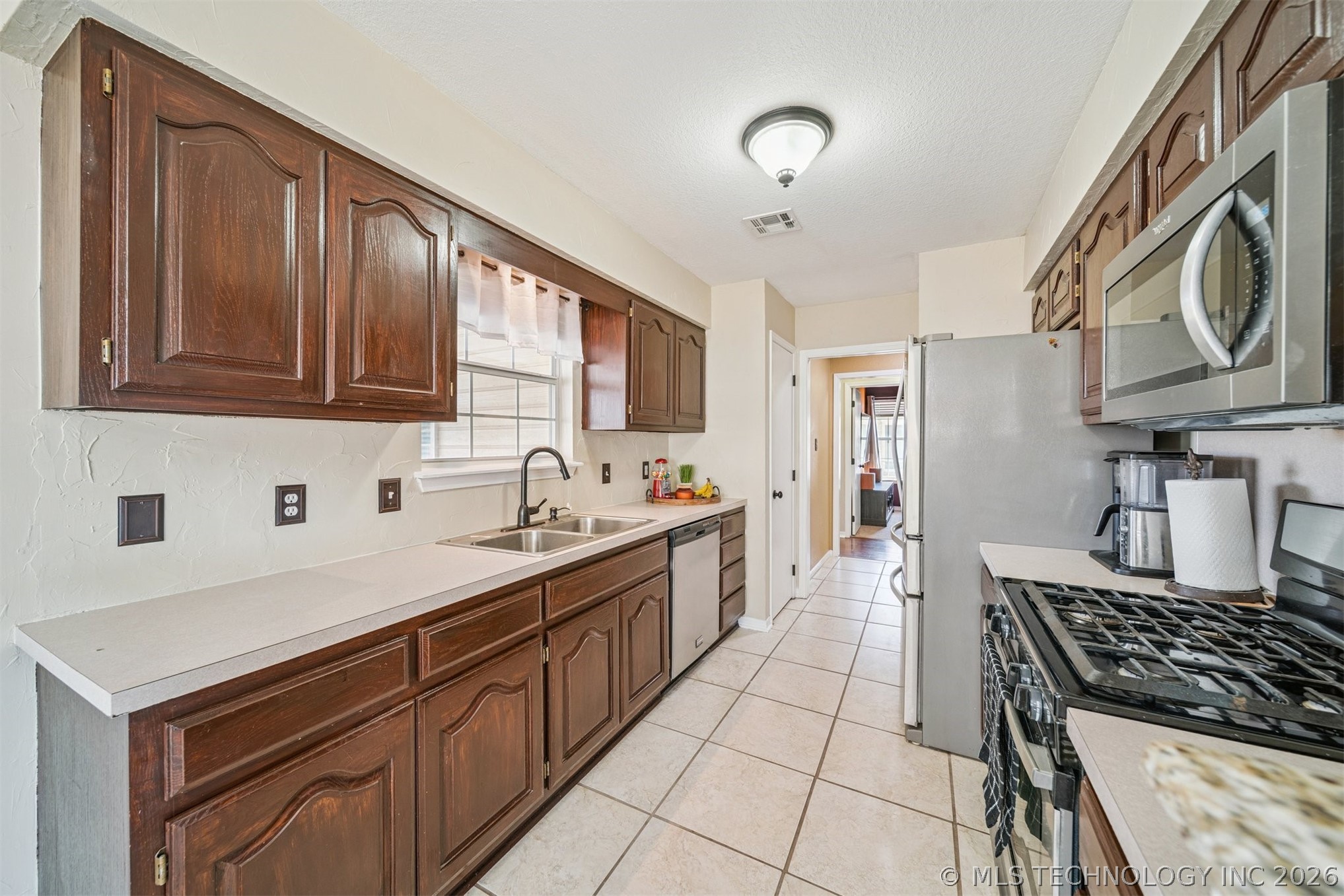 9415 E Sprucewood Drive Property Photo 12