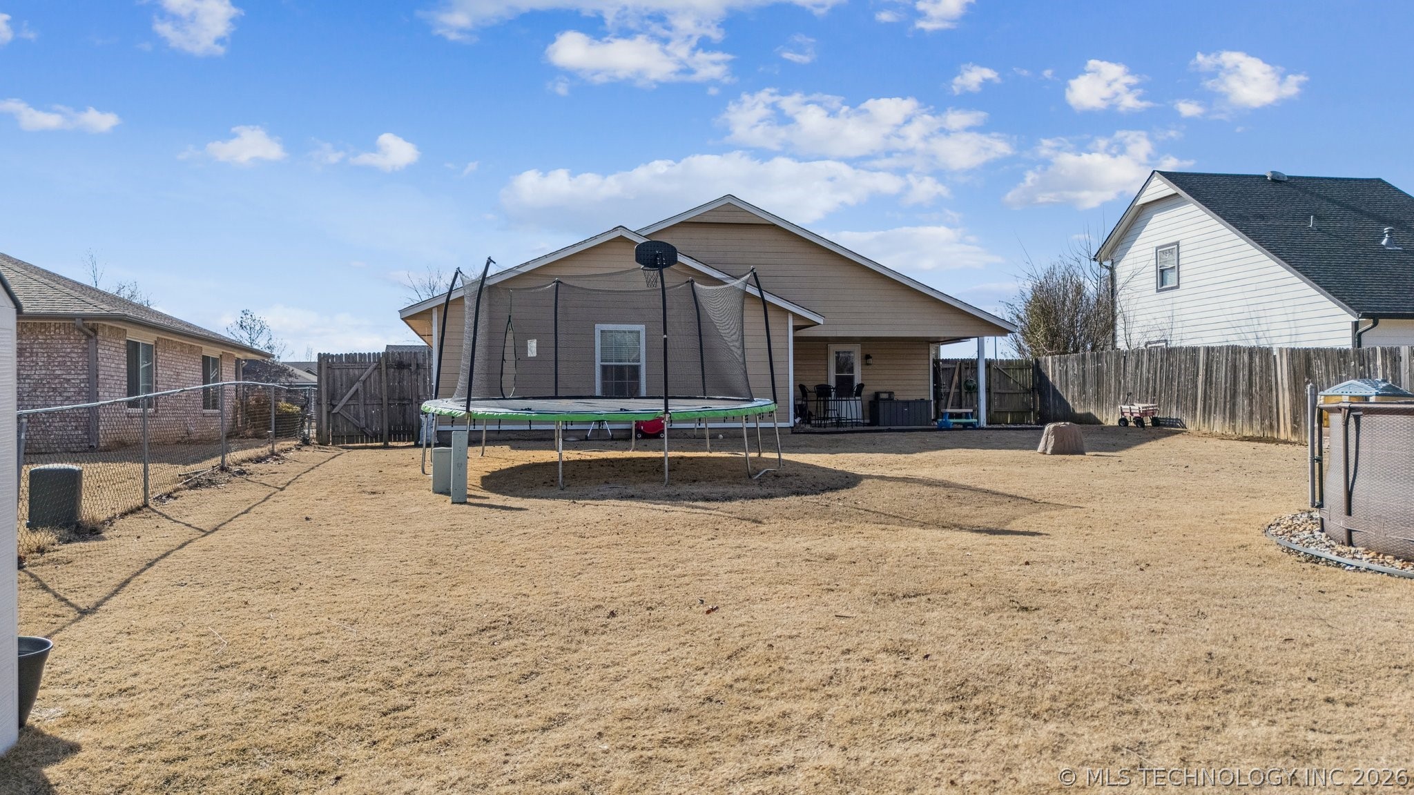 9415 E Sprucewood Drive Property Photo 24