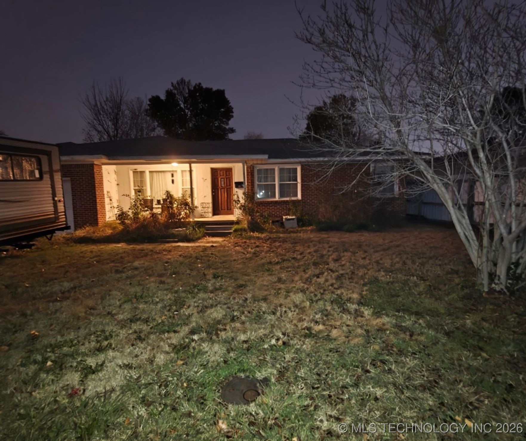 6335 E 4th Street Property Photo 1