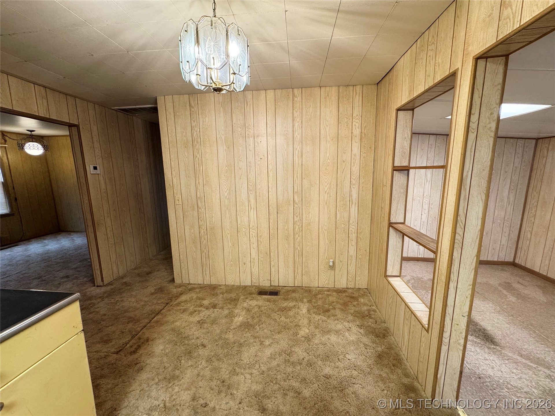5674 Lewis Avenue Property Photo 11