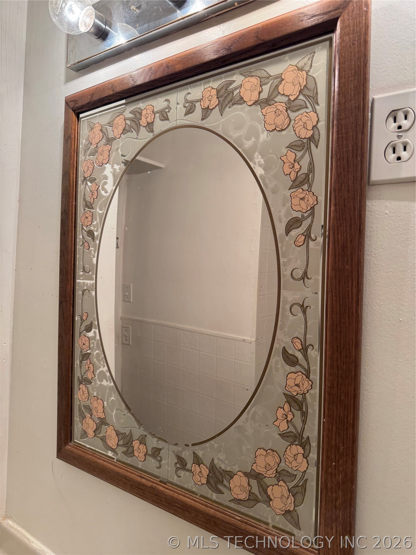 5674 Lewis Avenue Property Photo 19