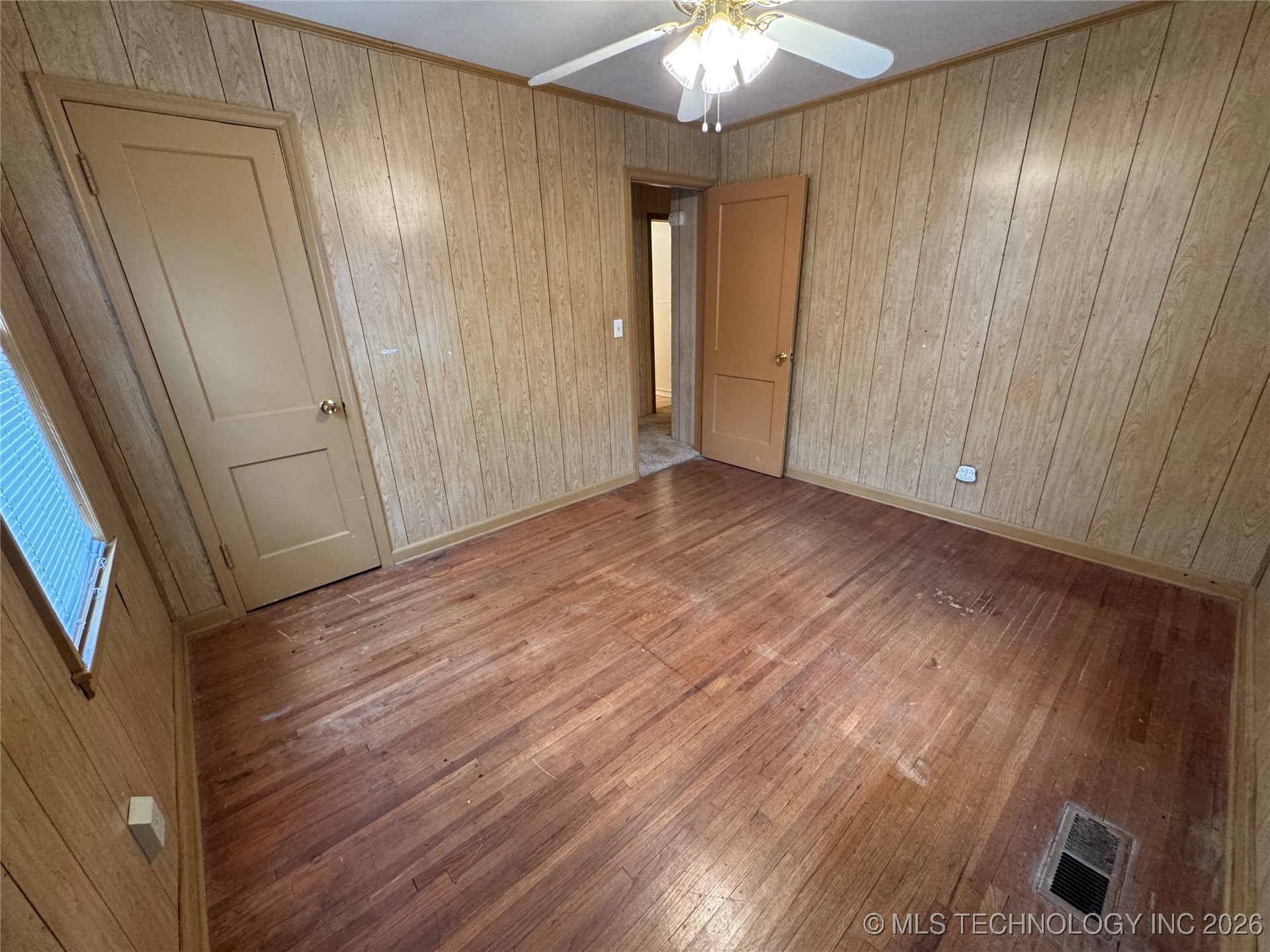 5674 Lewis Avenue Property Photo 20