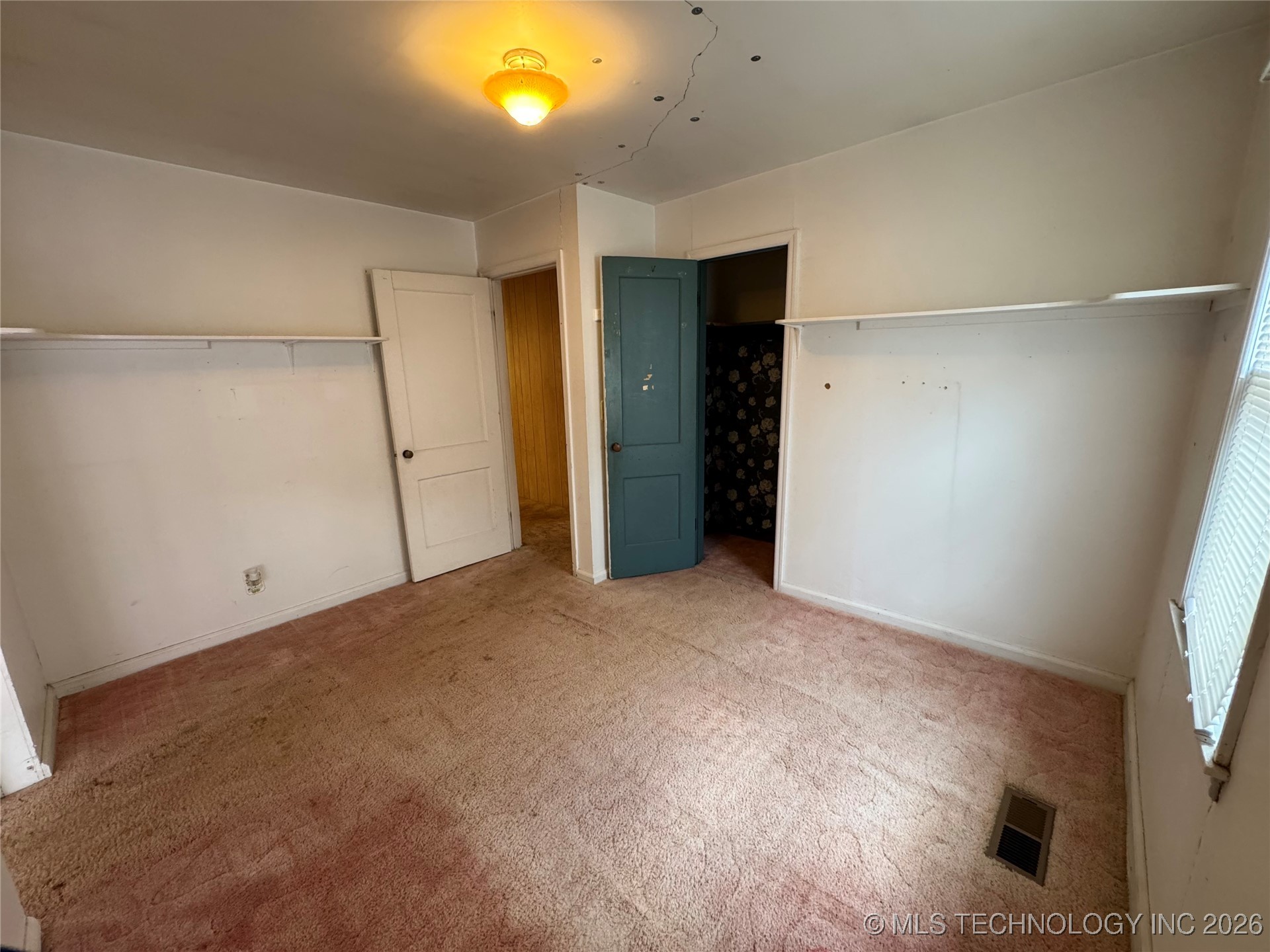 5674 Lewis Avenue Property Photo 21