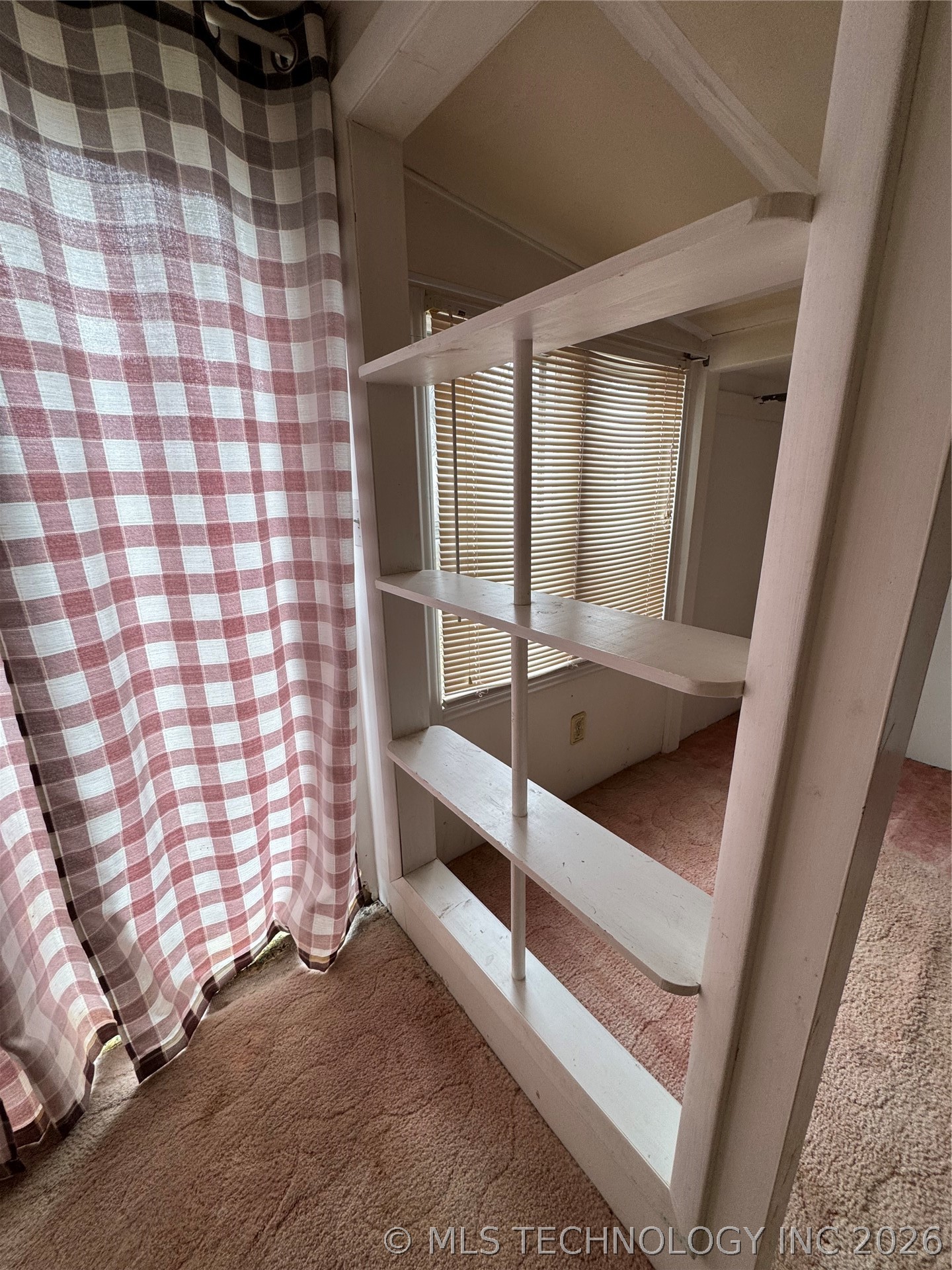 5674 Lewis Avenue Property Photo 29