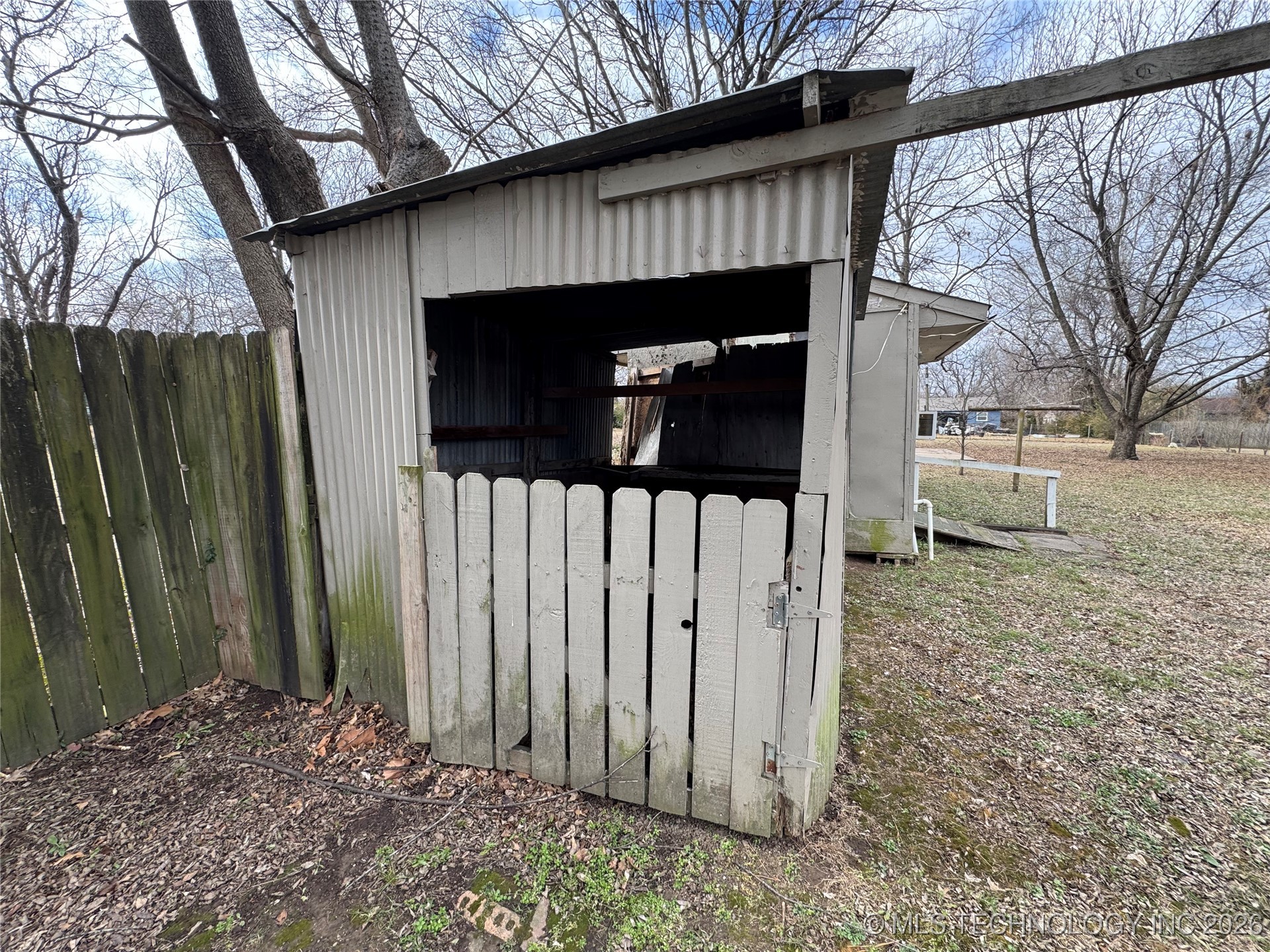 5674 Lewis Avenue Property Photo 40