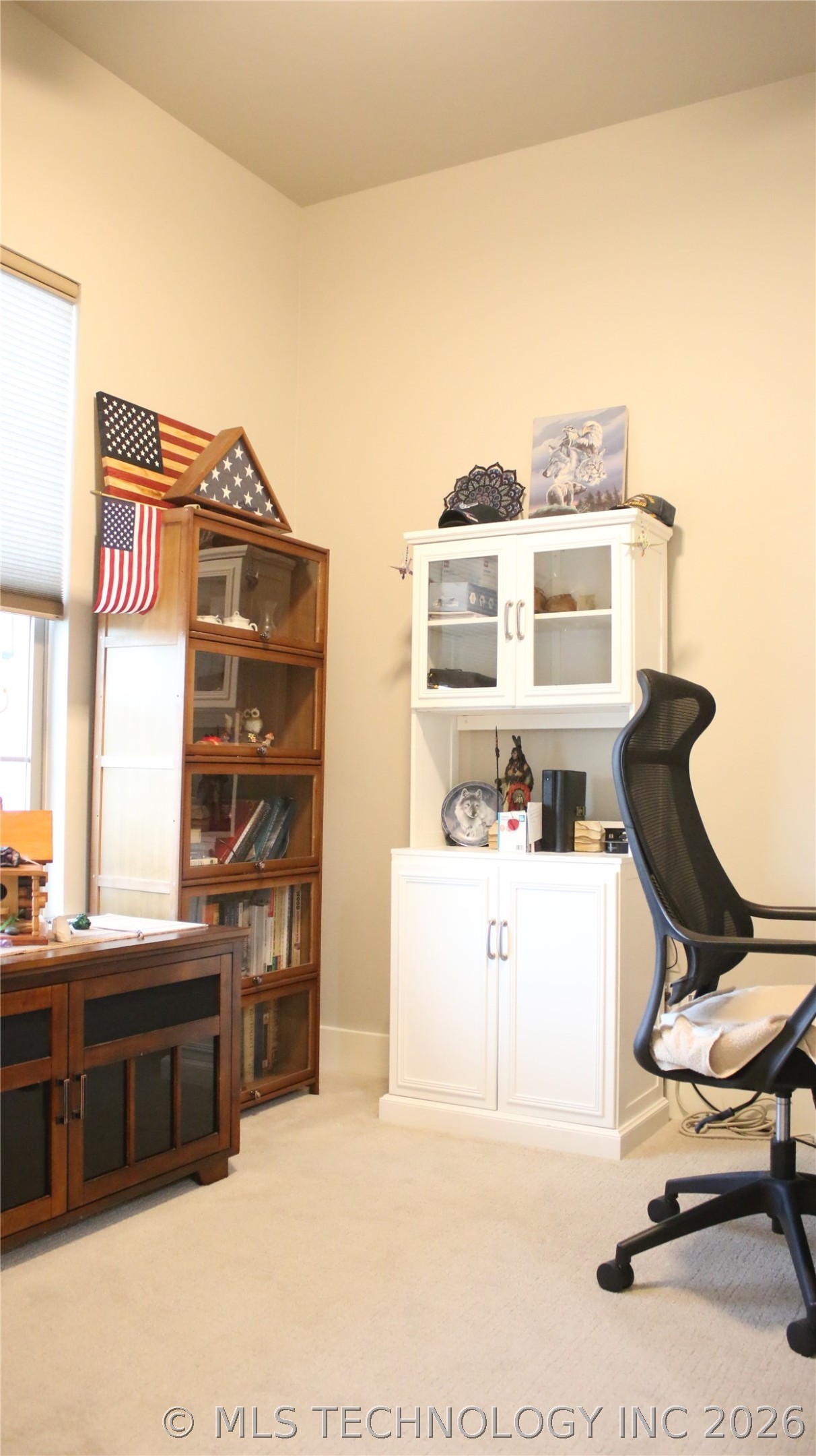 1301 Magnolia Drive N Property Photo 6