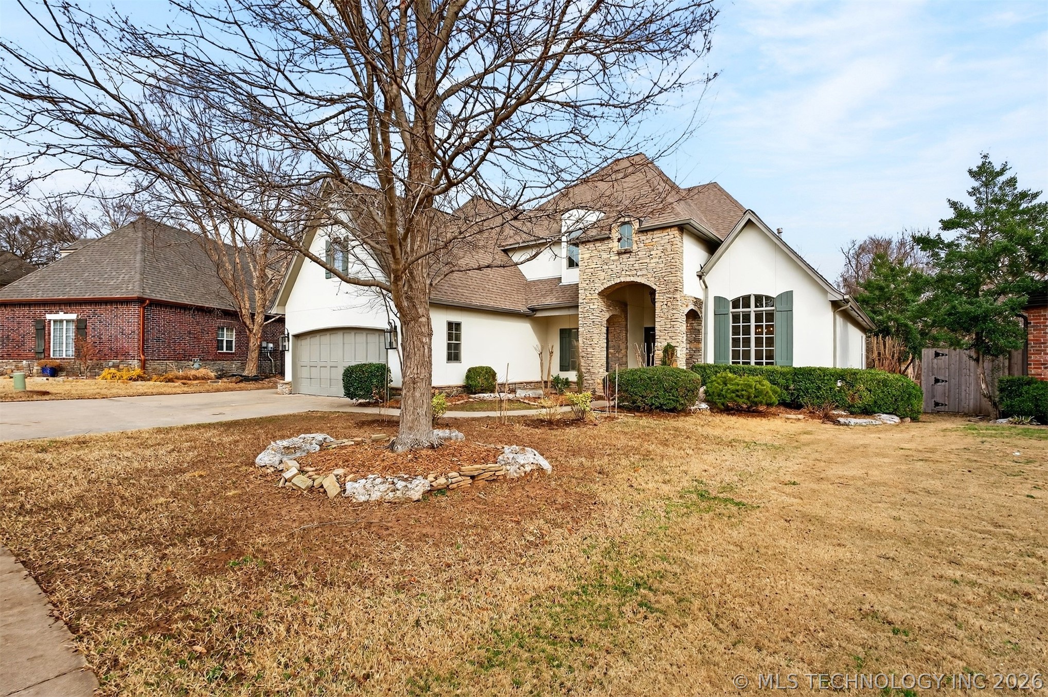 10529 S 92nd East Circle Property Photo 4