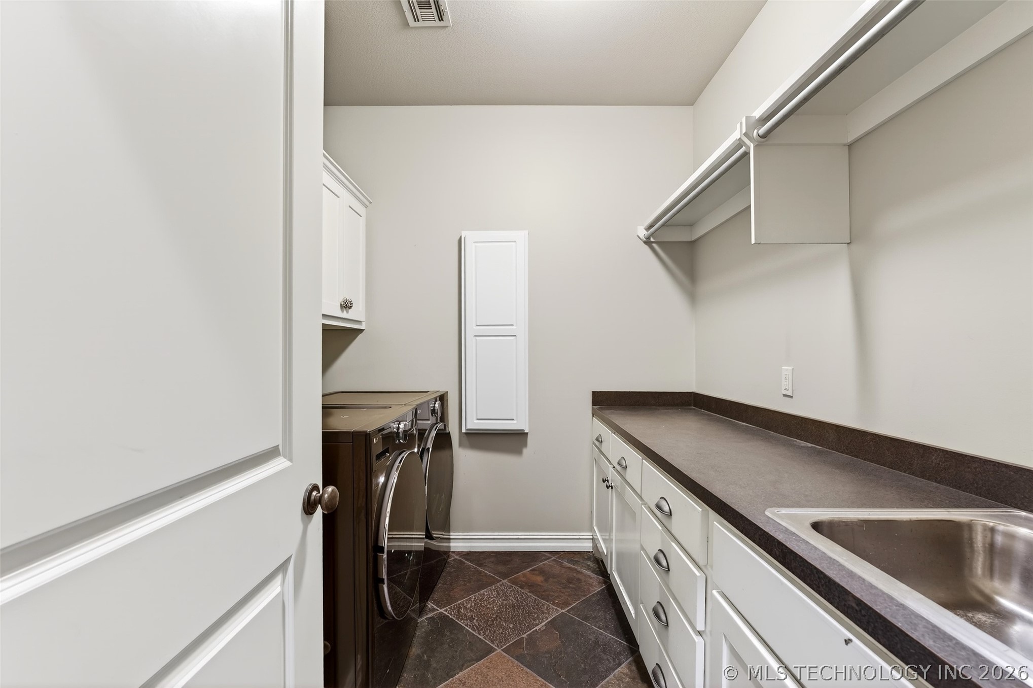10529 S 92nd East Circle Property Photo 34