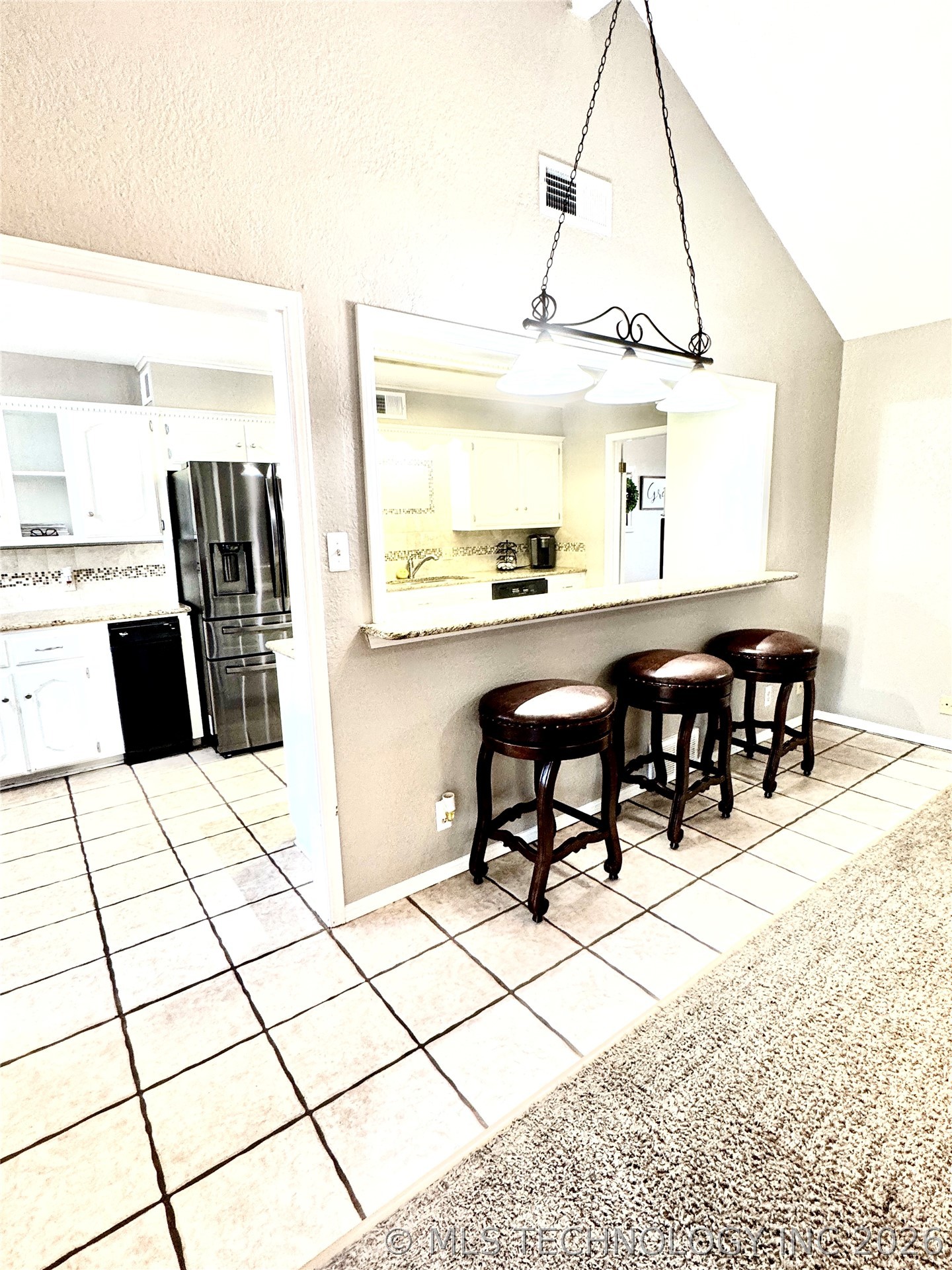 1111 Surrey Street S Property Photo 16