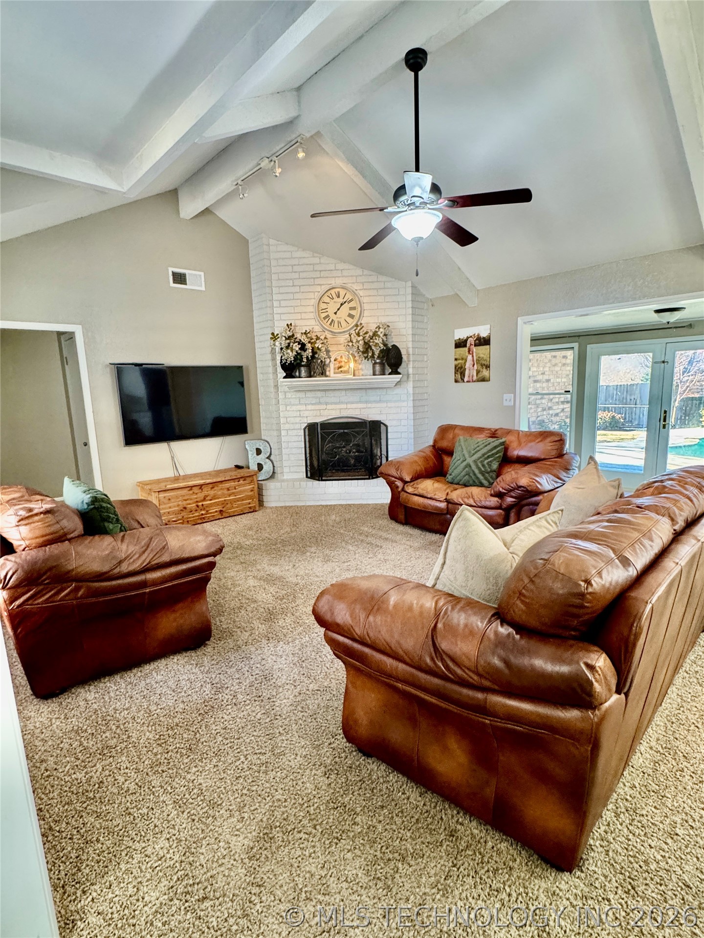 1111 Surrey Street S Property Photo 20