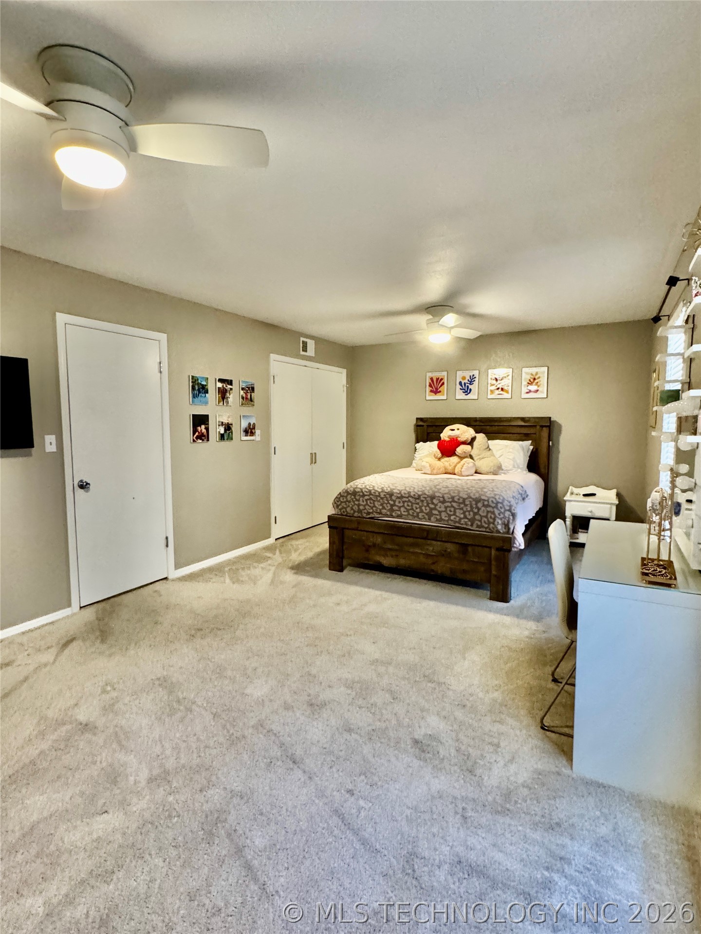 1111 Surrey Street S Property Photo 25