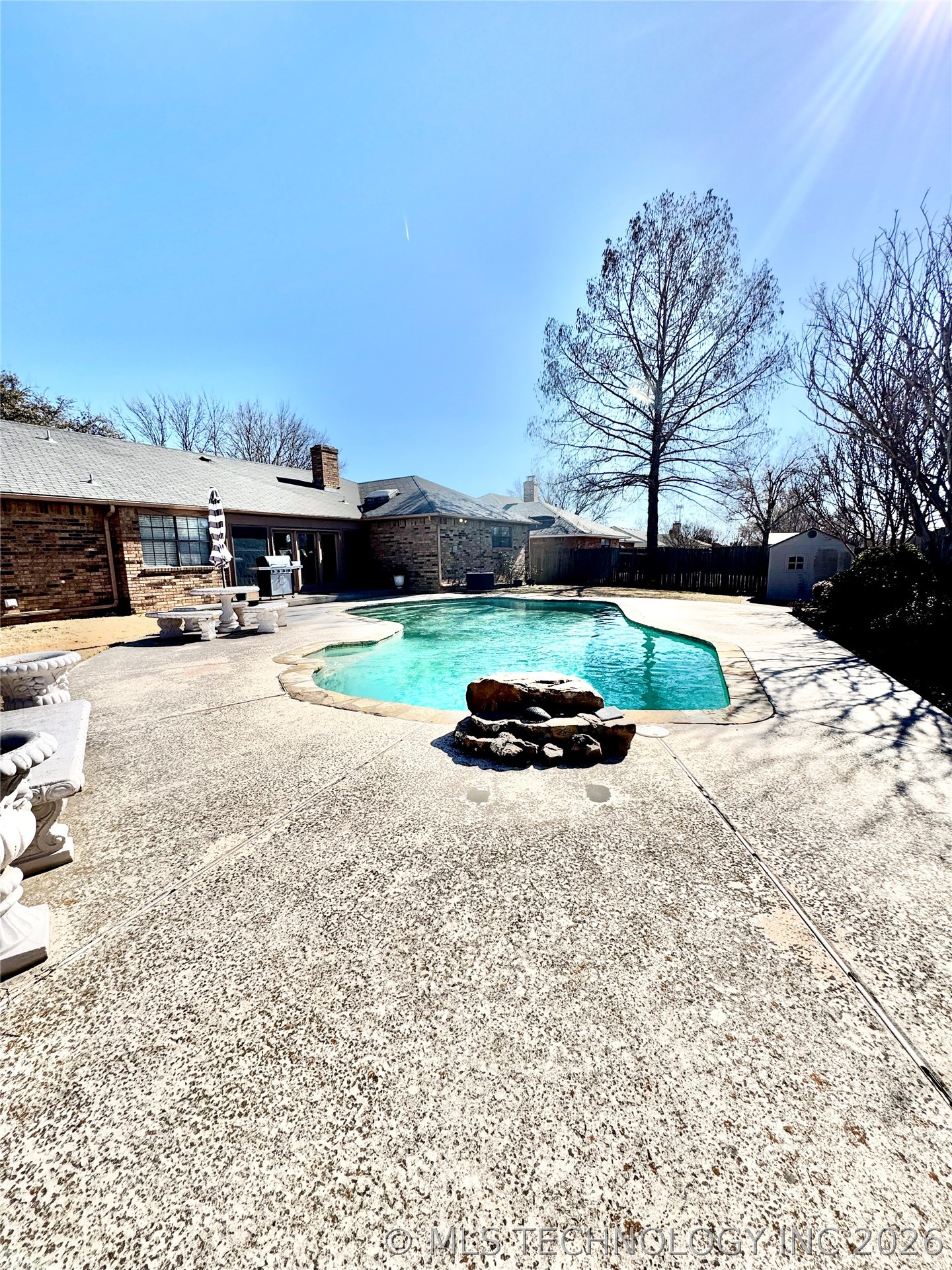 1111 Surrey Street S Property Photo 37