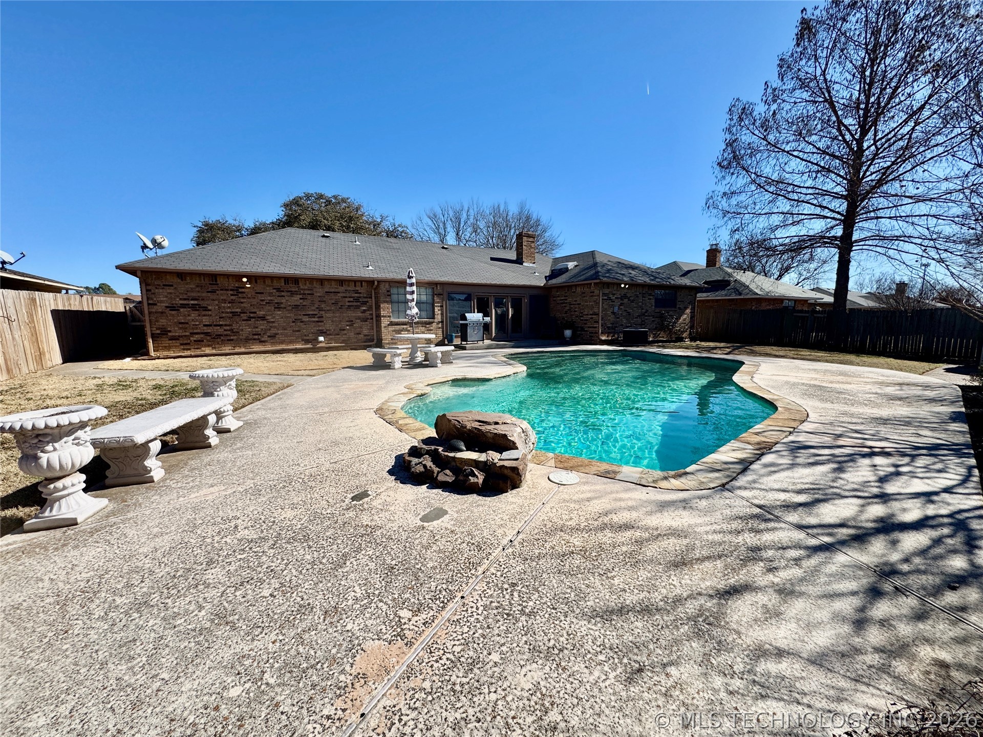 1111 Surrey Street S Property Photo 43