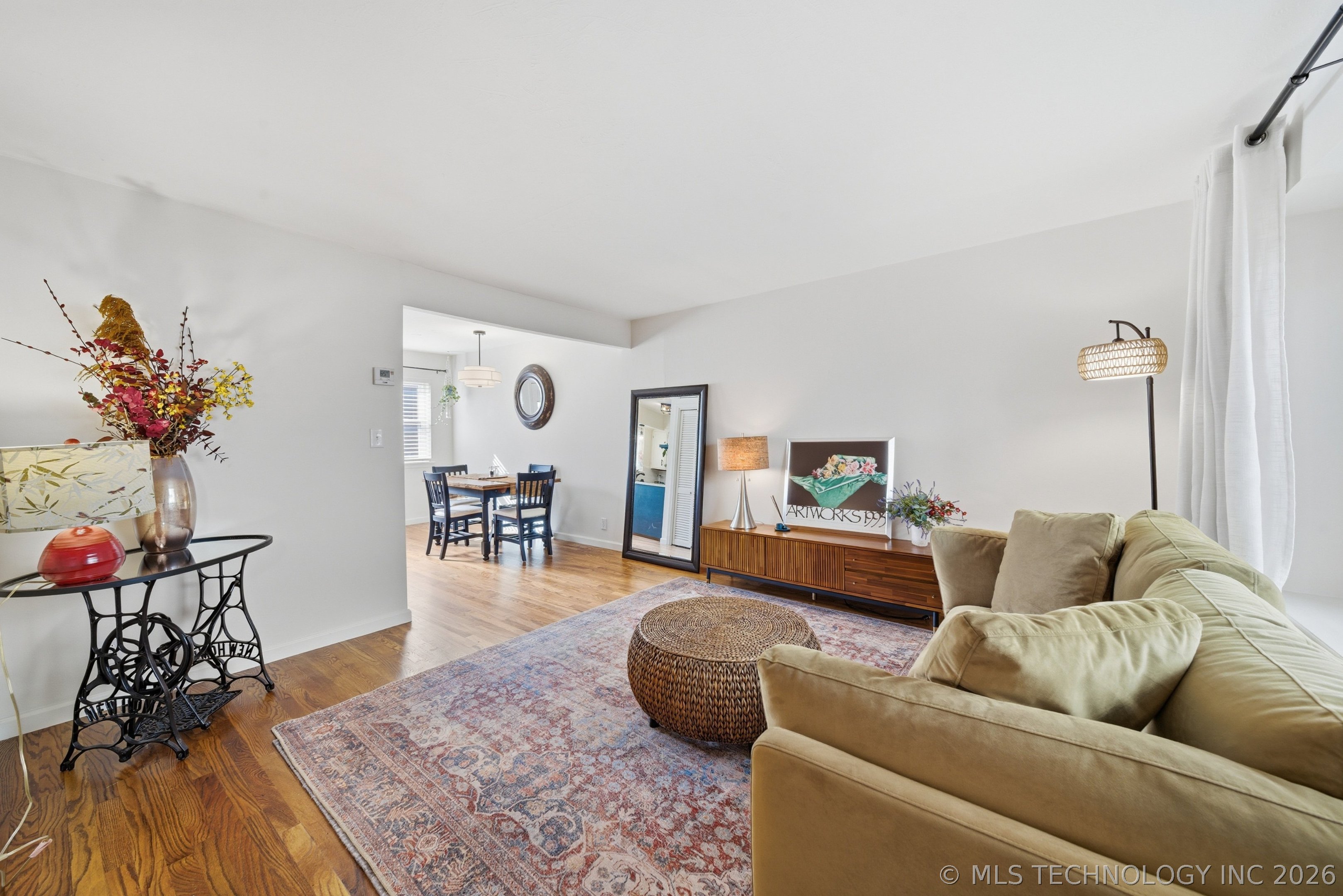 2522 S Florence Avenue 2 Property Photo 5