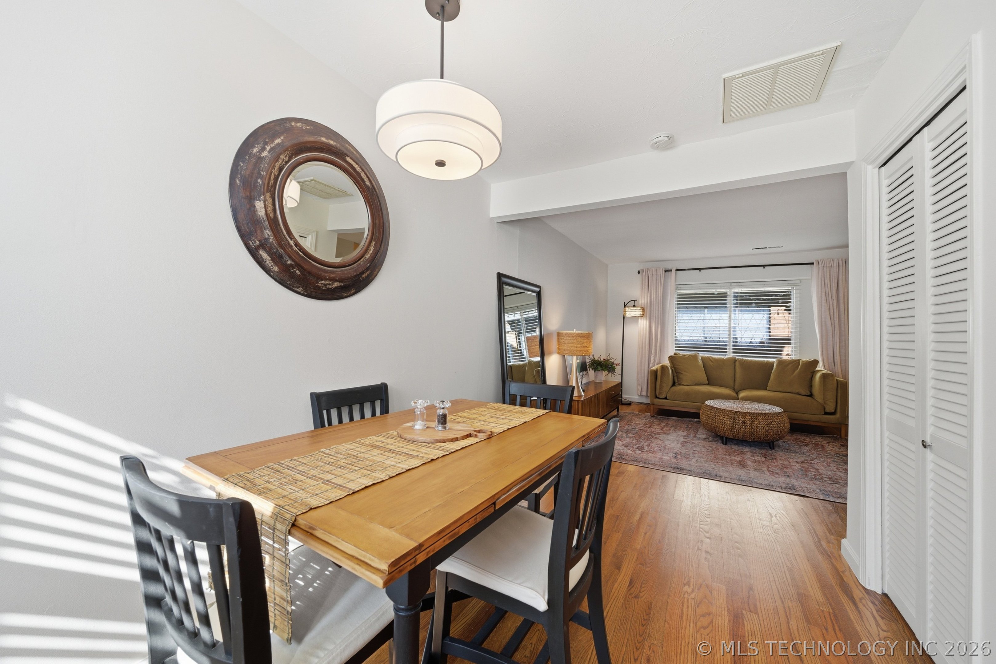 2522 S Florence Avenue 2 Property Photo 9