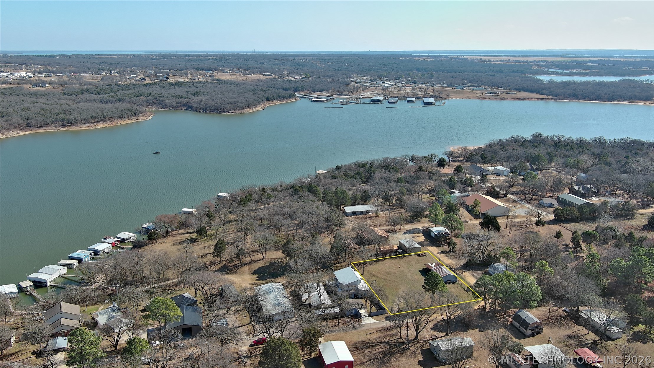 4390 Lakeshore Property Photo 1