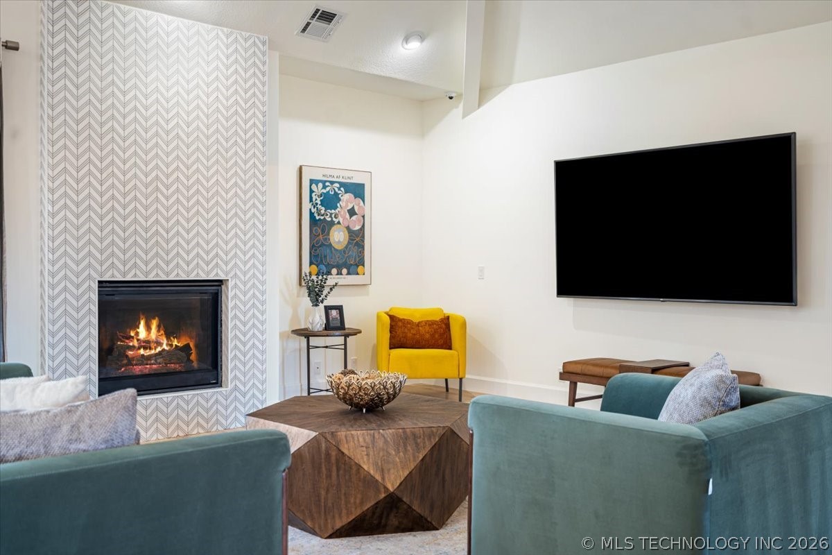 7160 Bluebird Court Property Photo 2