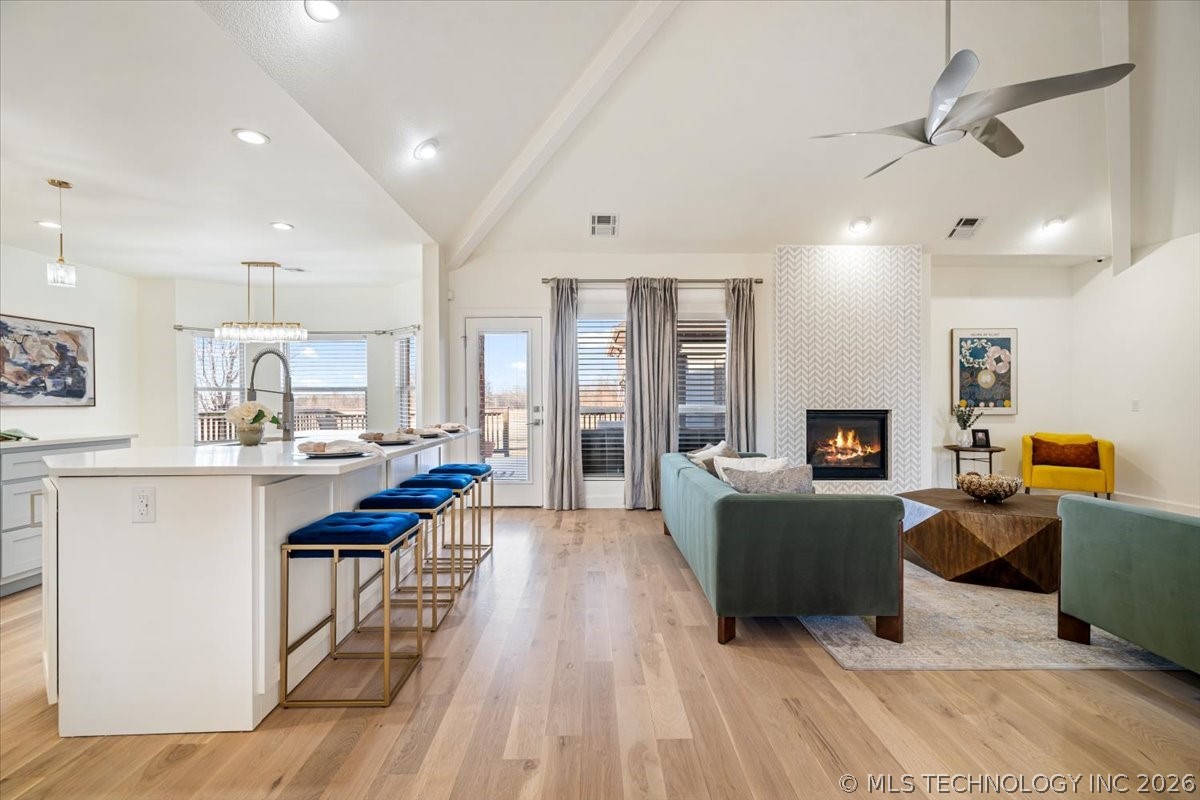 7160 Bluebird Court Property Photo 4