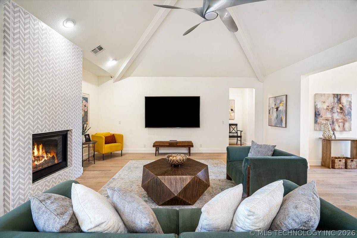 7160 Bluebird Court Property Photo 6