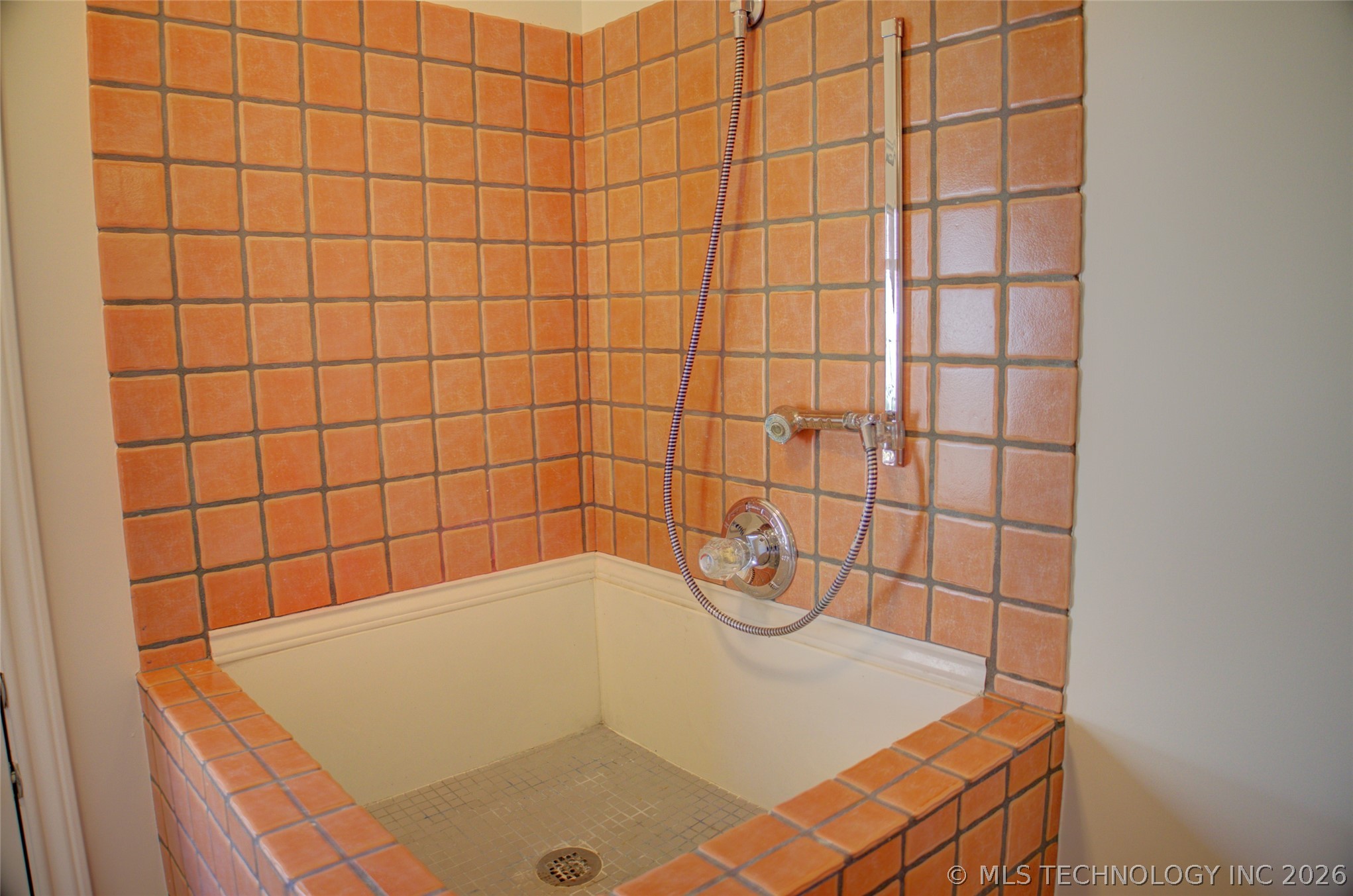 1424 E 43rd Court Property Photo 26