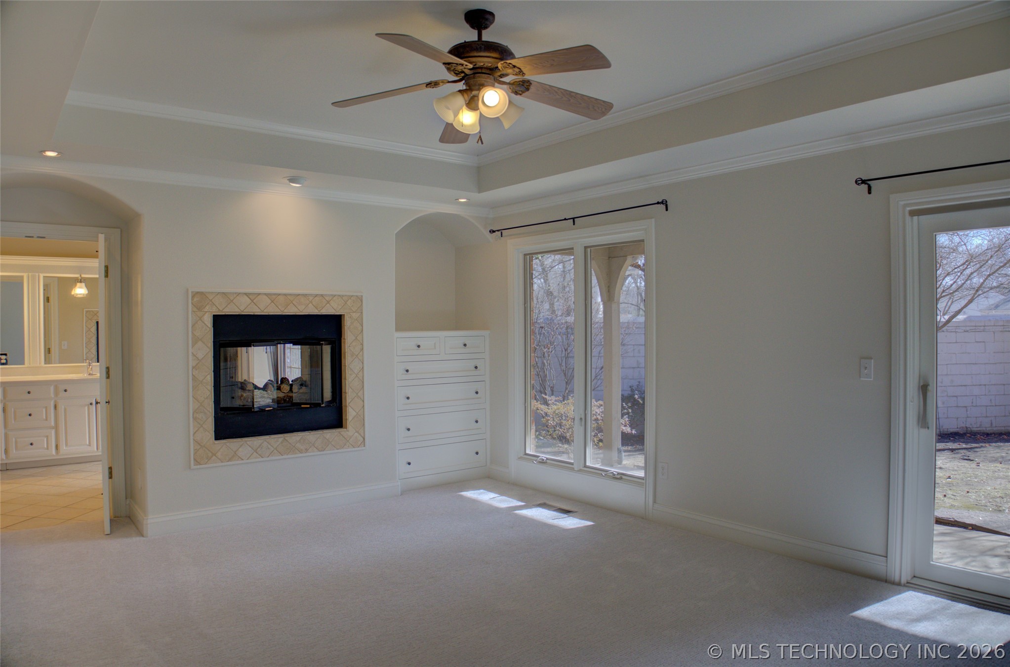 1424 E 43rd Court Property Photo 27