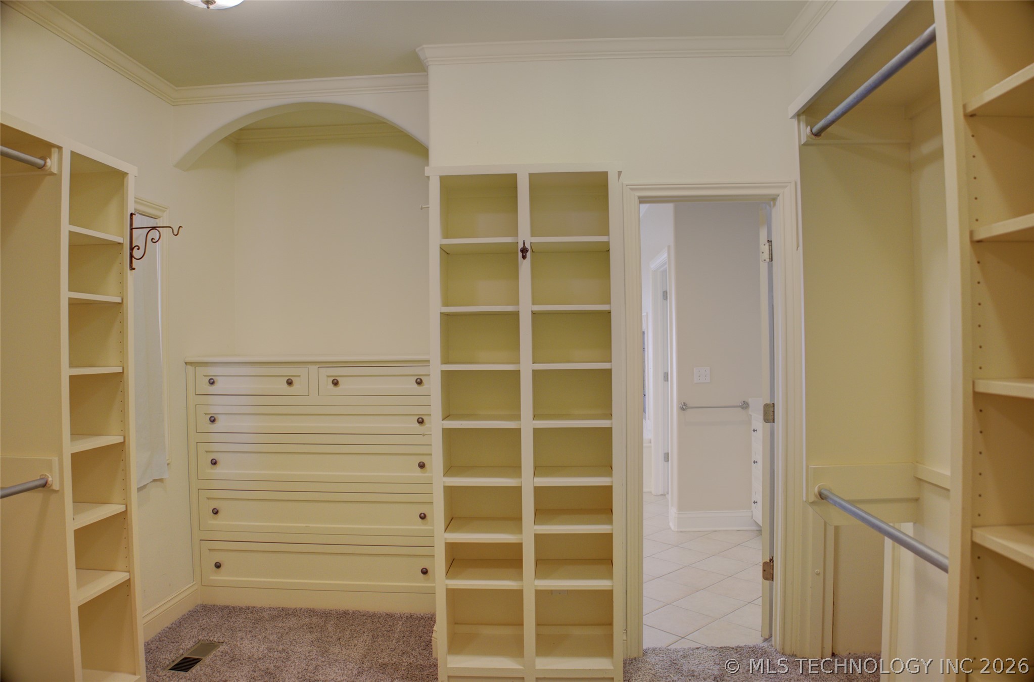 1424 E 43rd Court Property Photo 40