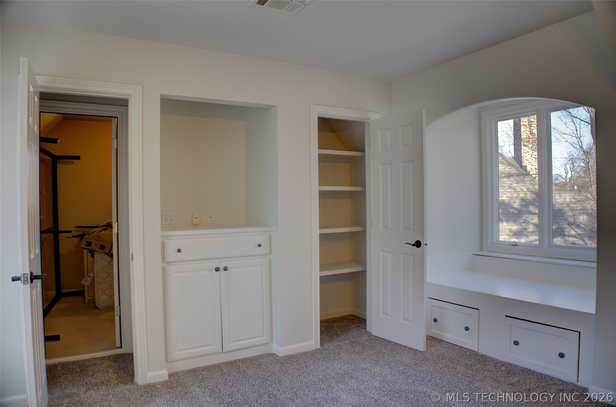 1424 E 43rd Court Property Photo 46