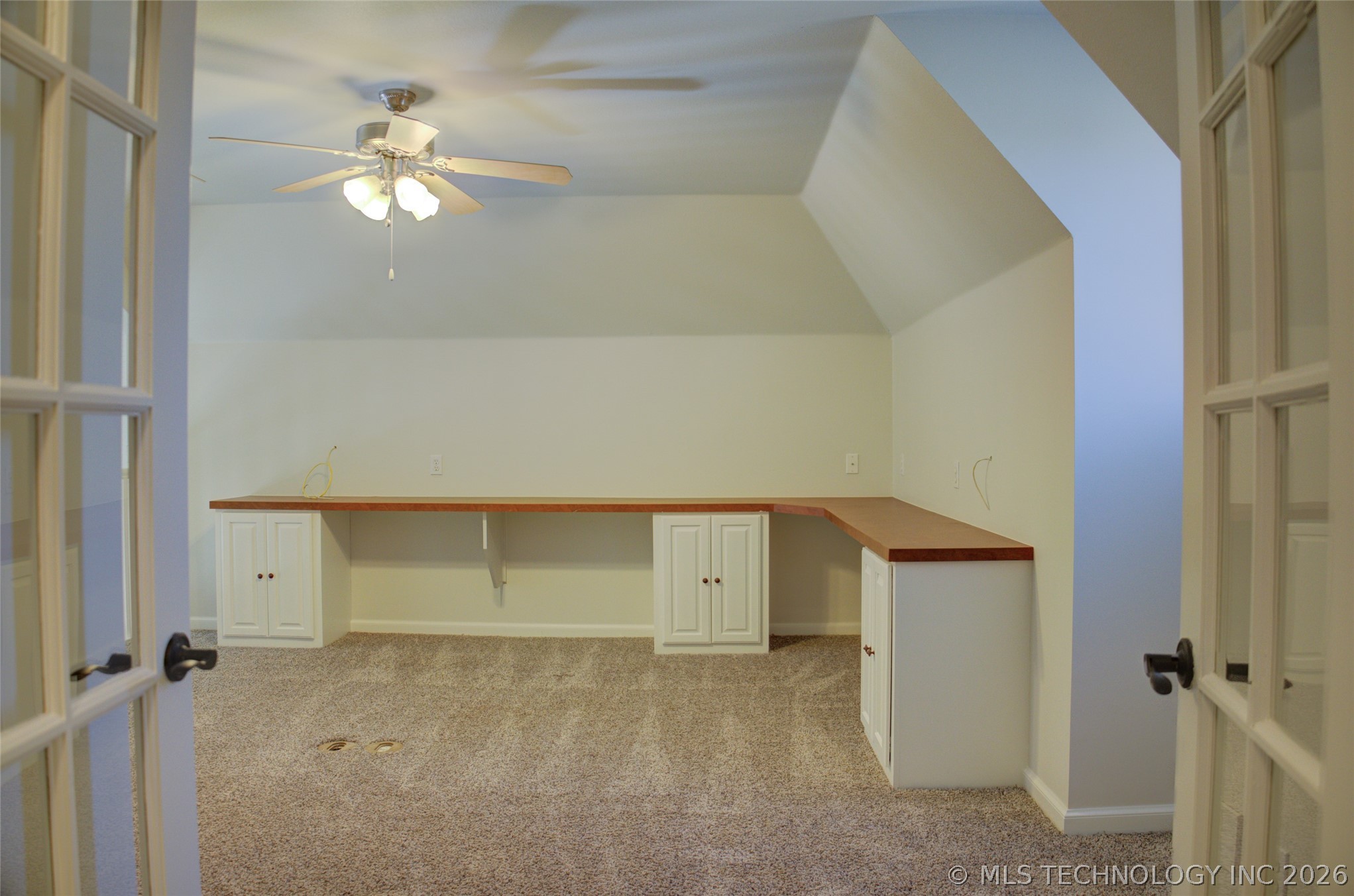 1424 E 43rd Court Property Photo 54