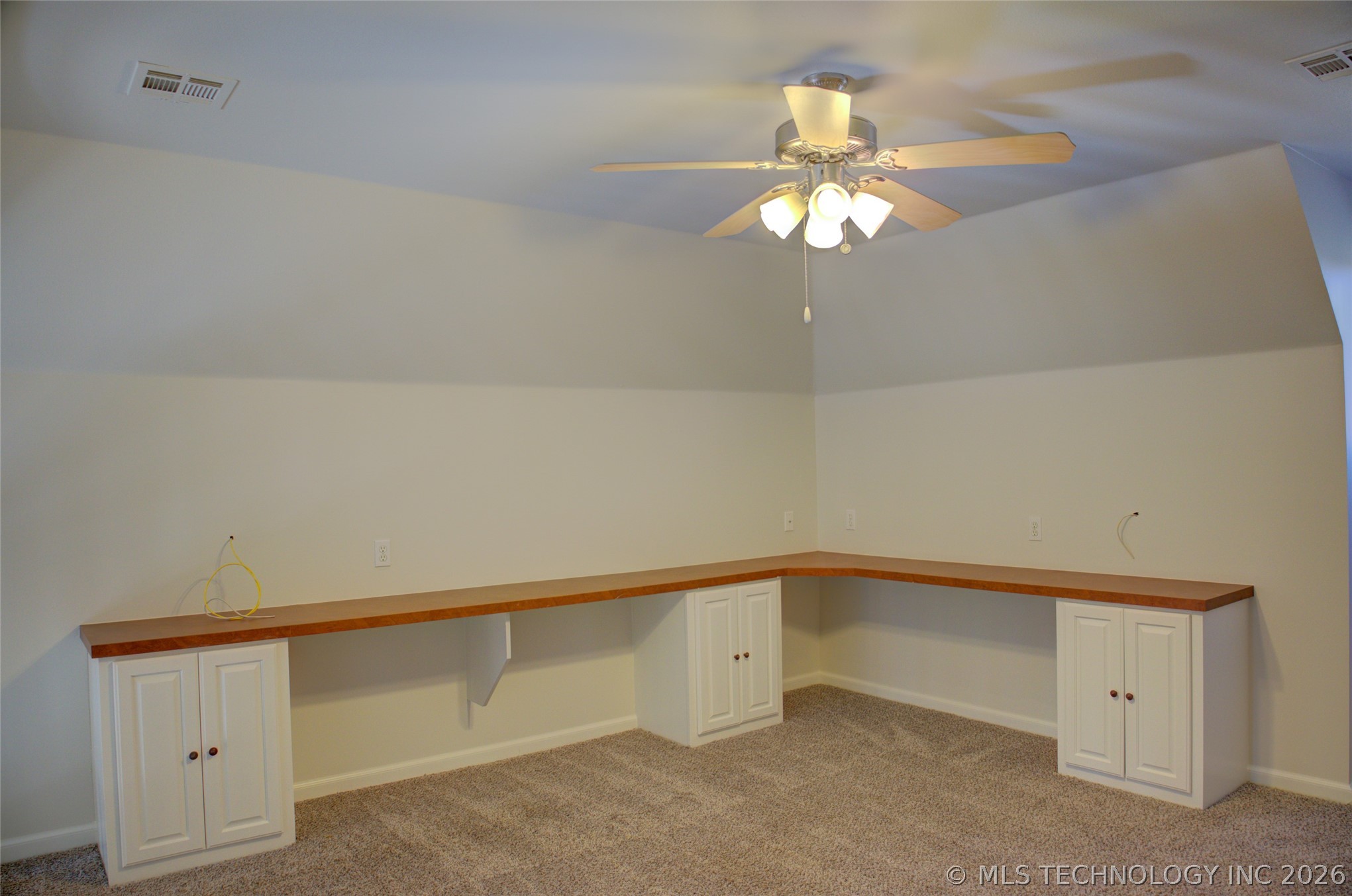 1424 E 43rd Court Property Photo 56