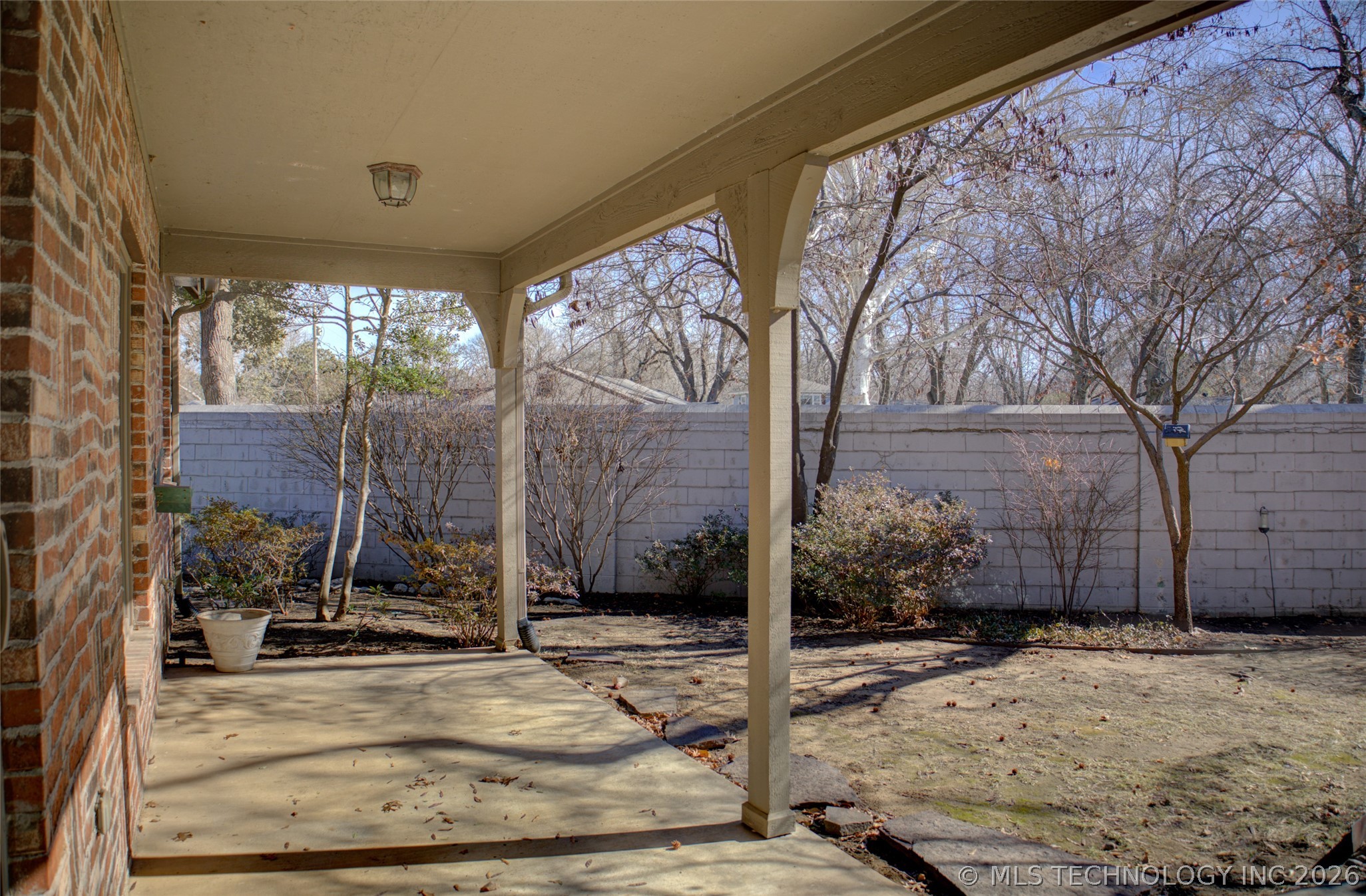 1424 E 43rd Court Property Photo 64