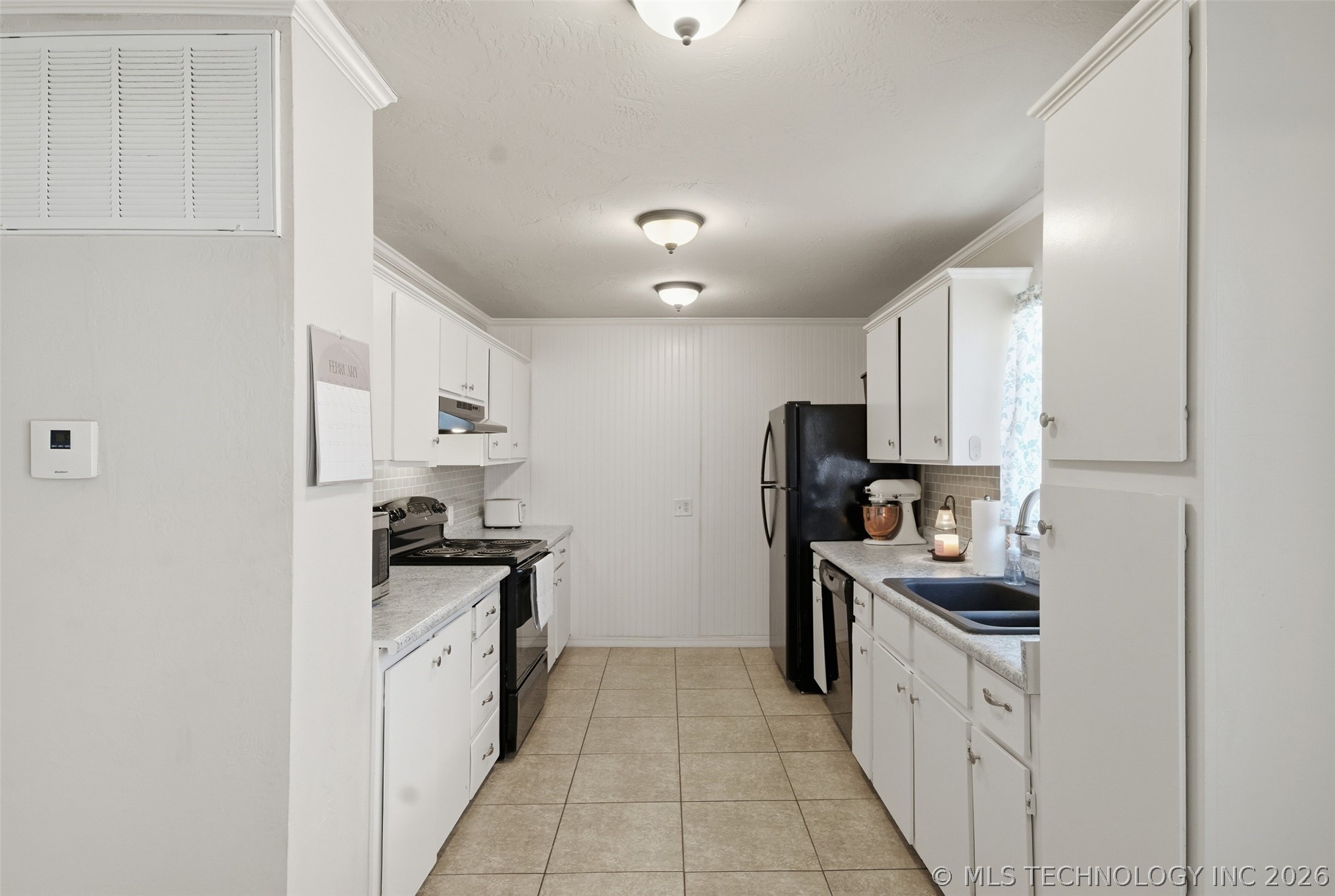 17995 S 4160 Road Property Photo 6