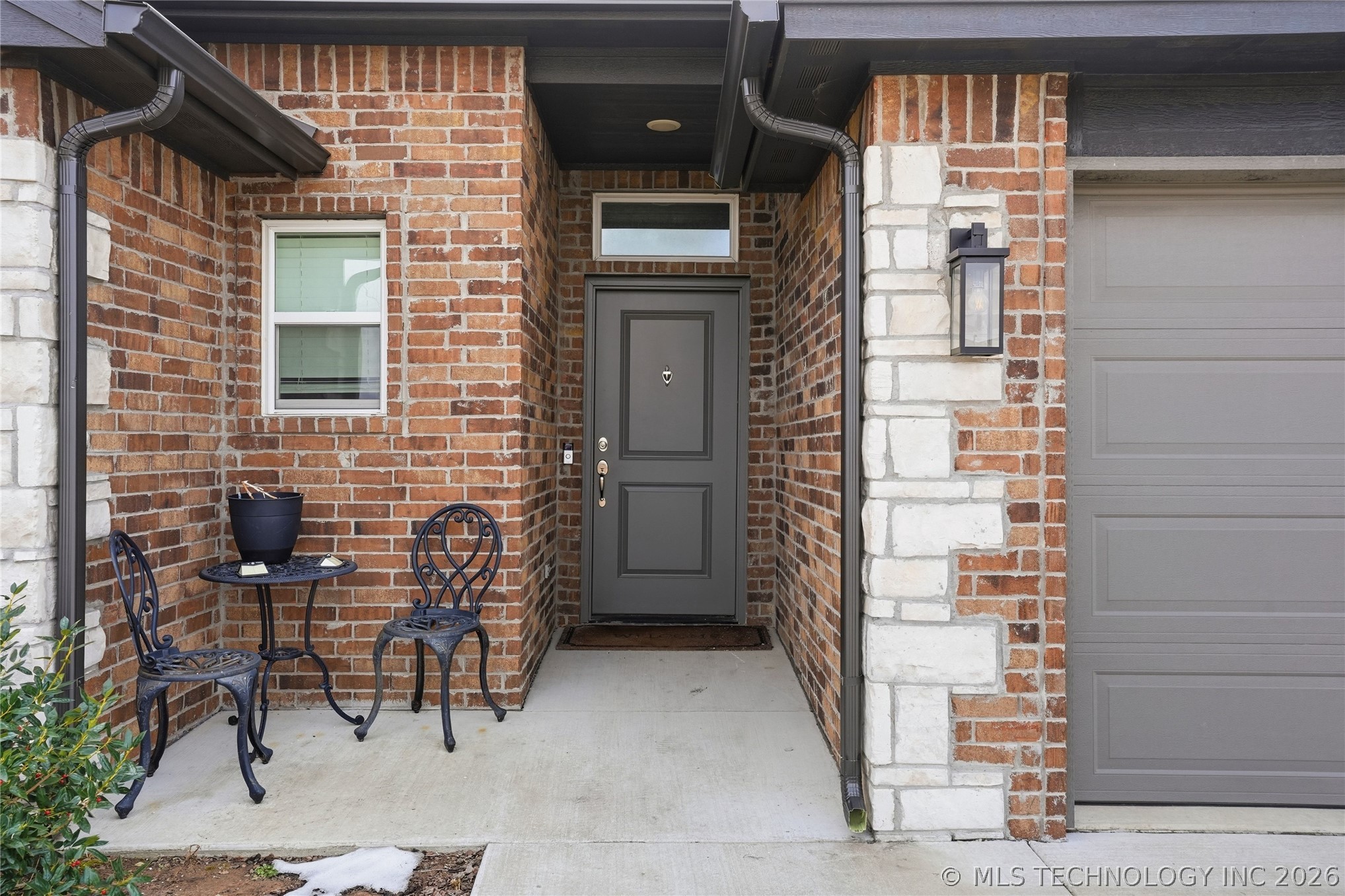 4915 E Galveston Place Property Photo 2